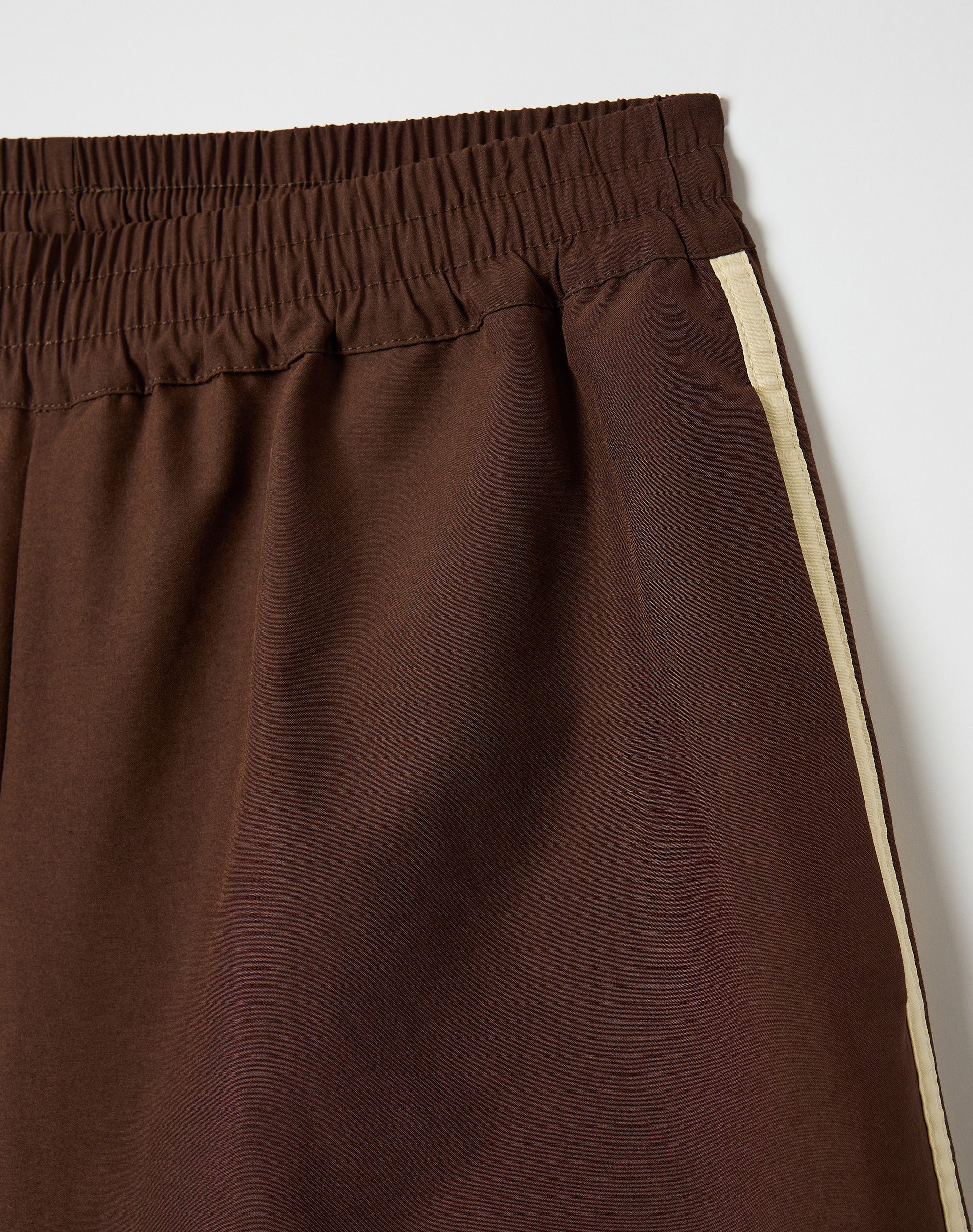 Low Rise Longline Shorts in Fudge X Thick Shake | Glassons US