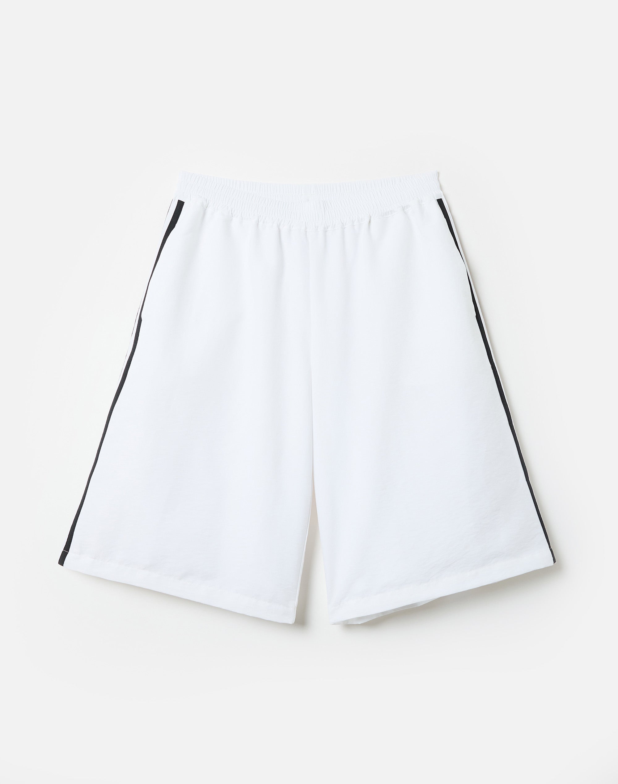 Low Rise Longline Short in White X Black | Glassons US