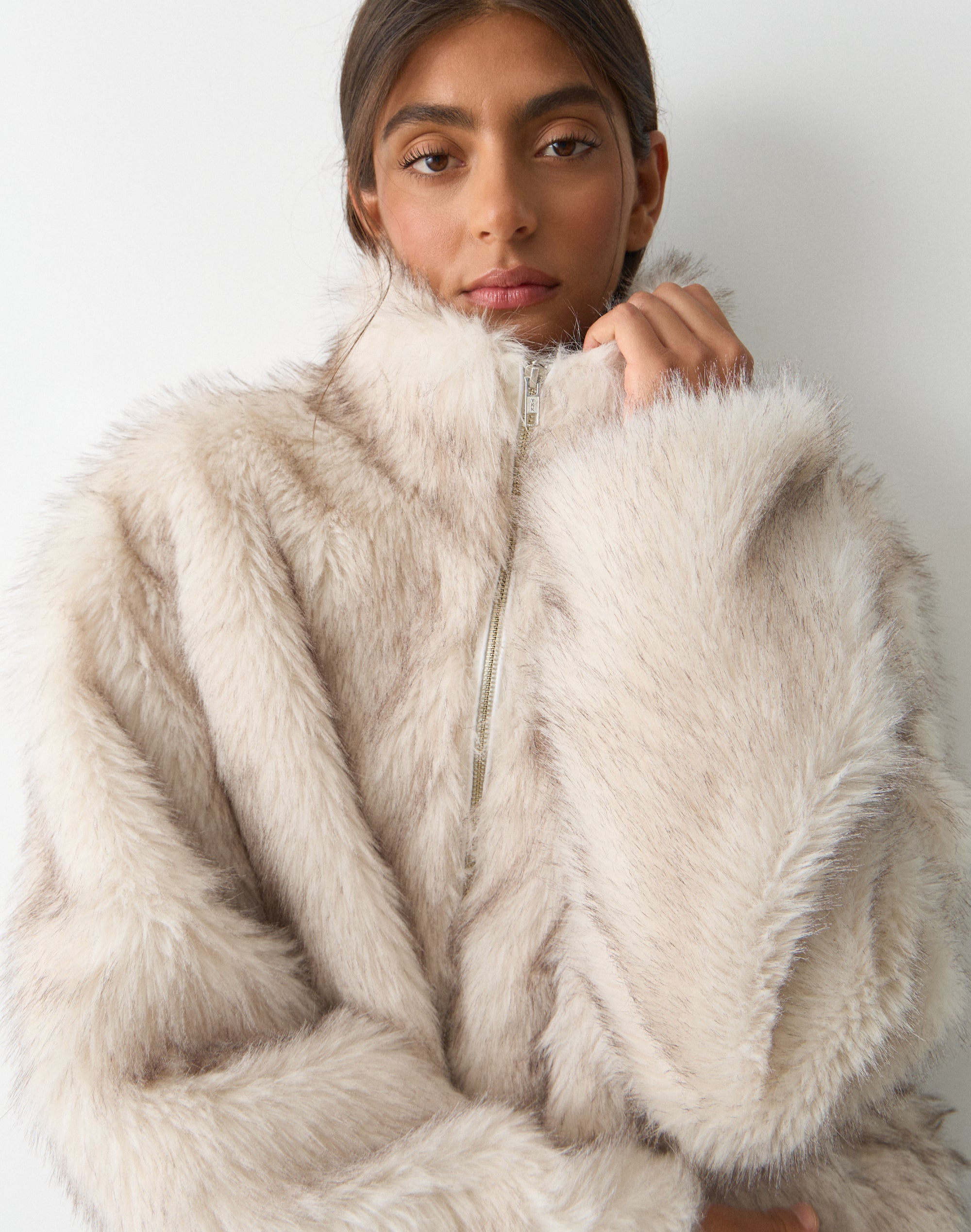 bambi-fur-jacket-milk-x-choc-