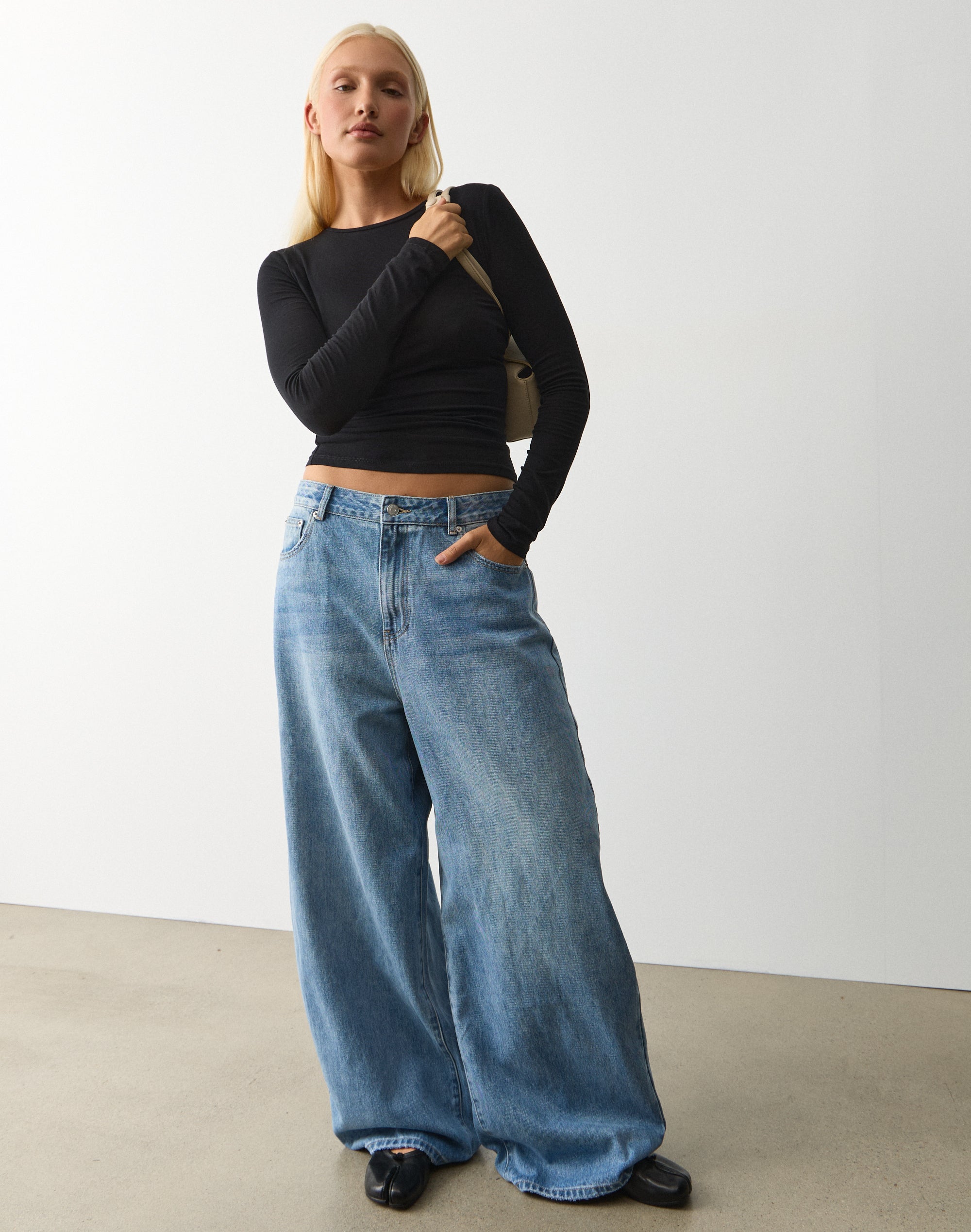 Low Rise Super Baggy Jean in Bentley Blue Wash | Glassons US