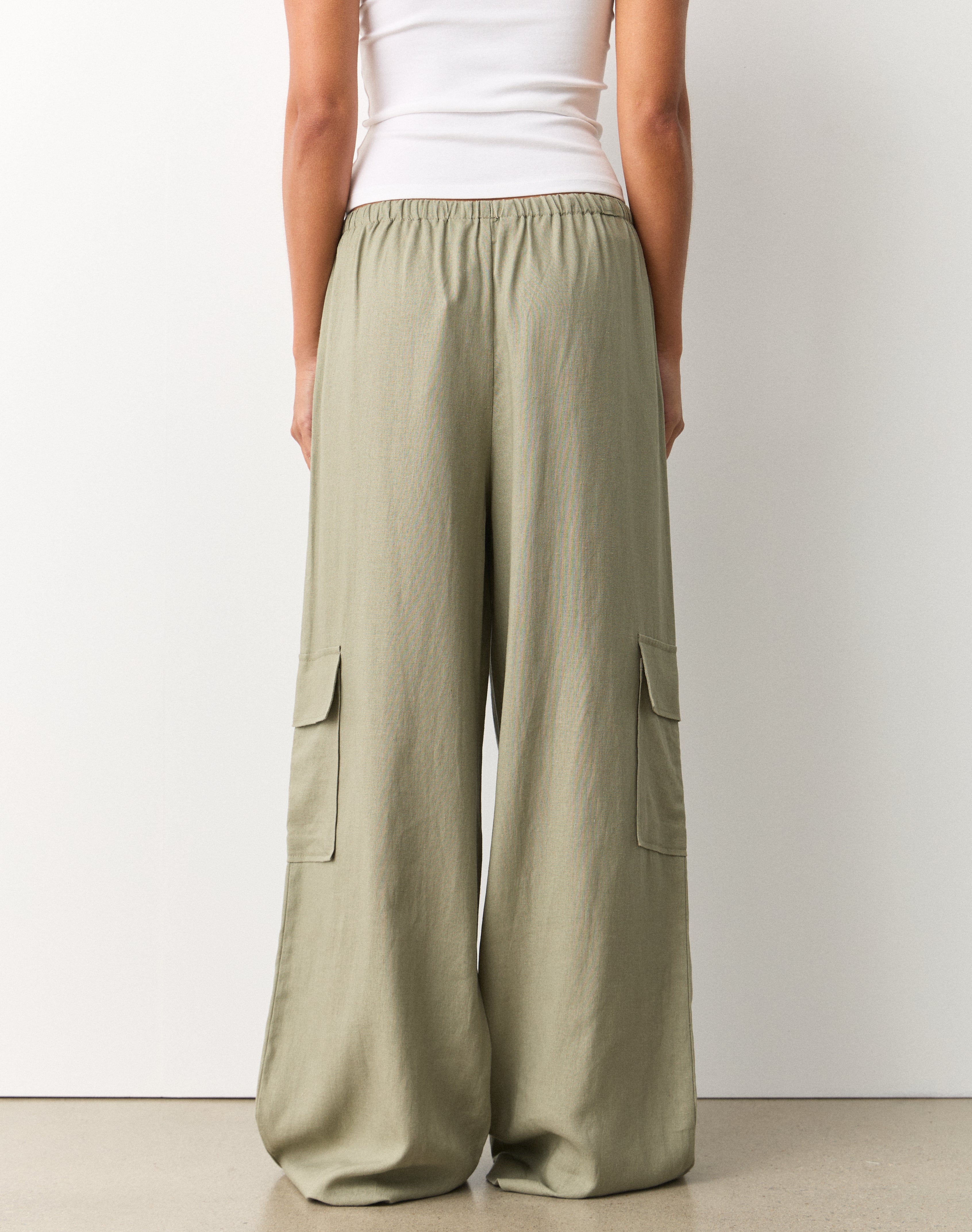 Linen Blend Cargo Pant in Cargo Khaki | Glassons US