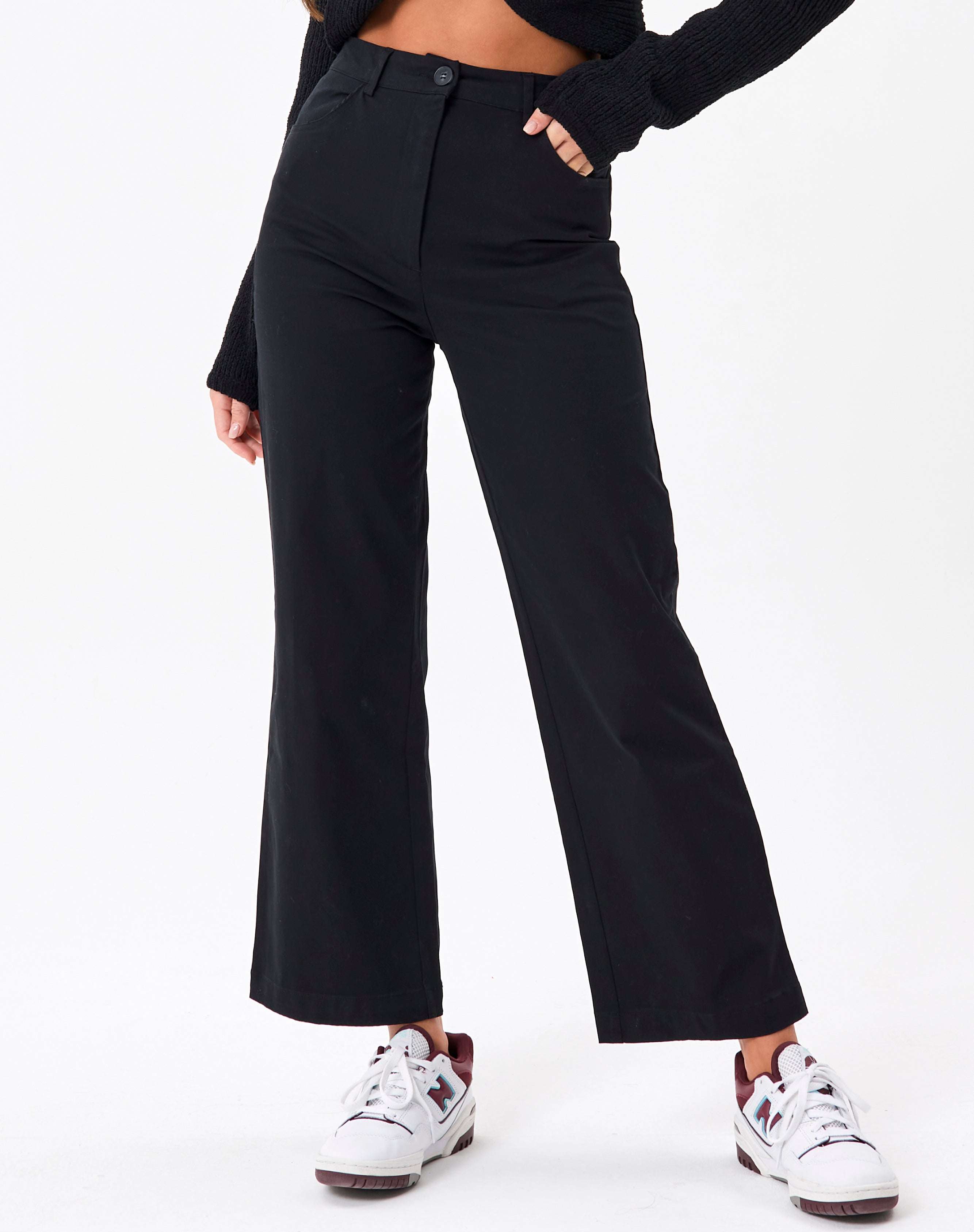 Straight Leg Pant in Black | Glassons