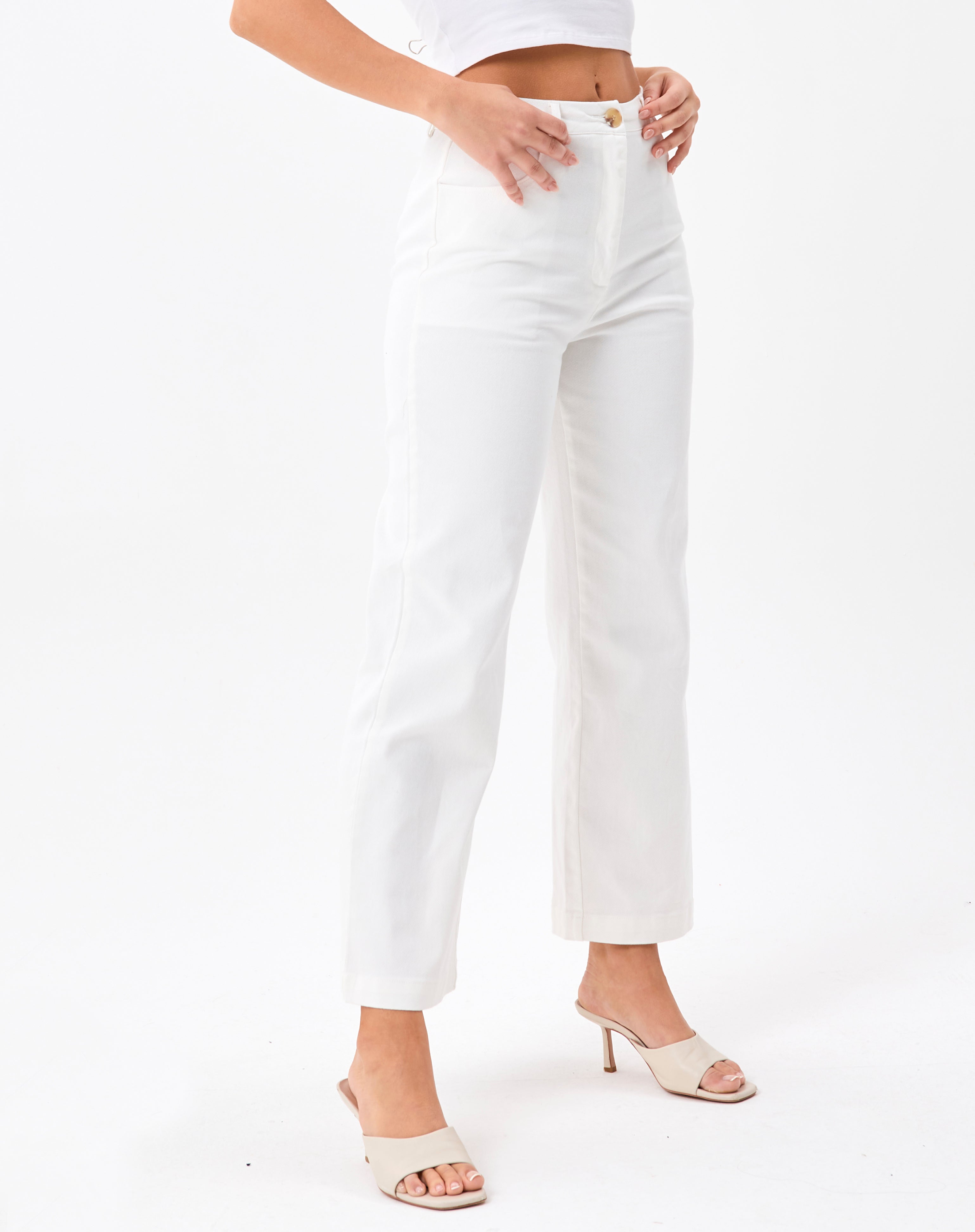 Straight Leg Pant in White | Glassons