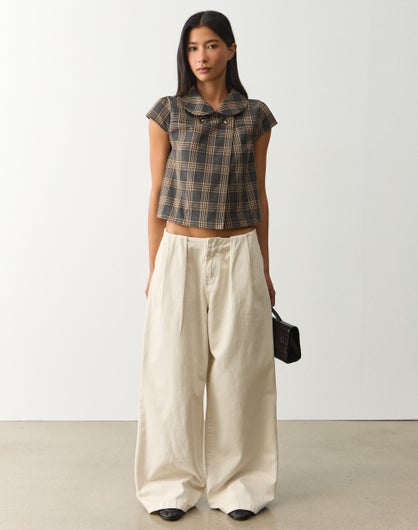 Low Rise Wide Leg Tailored Jean