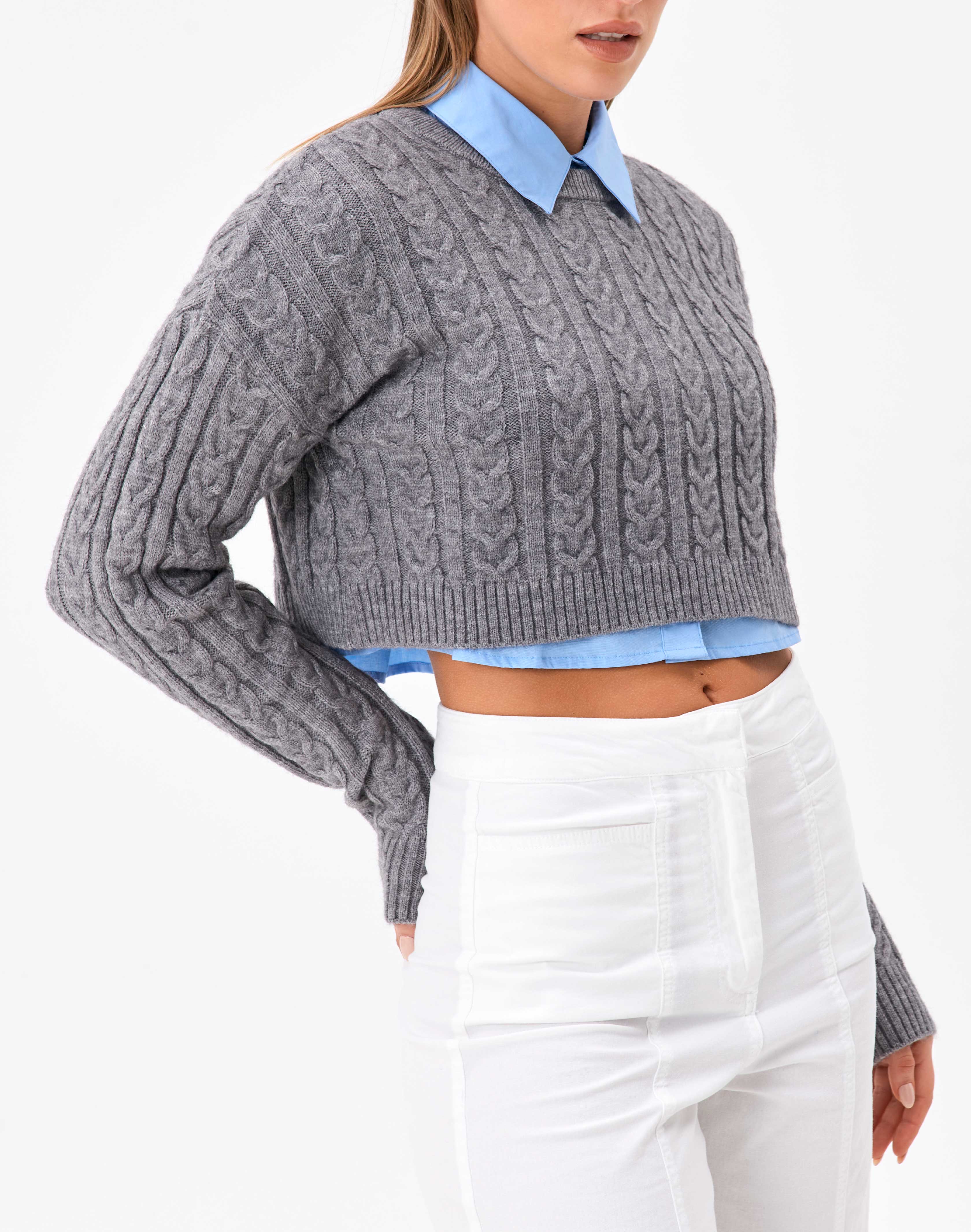 Cable Knit Long Sleeve Crop Top in Grey 