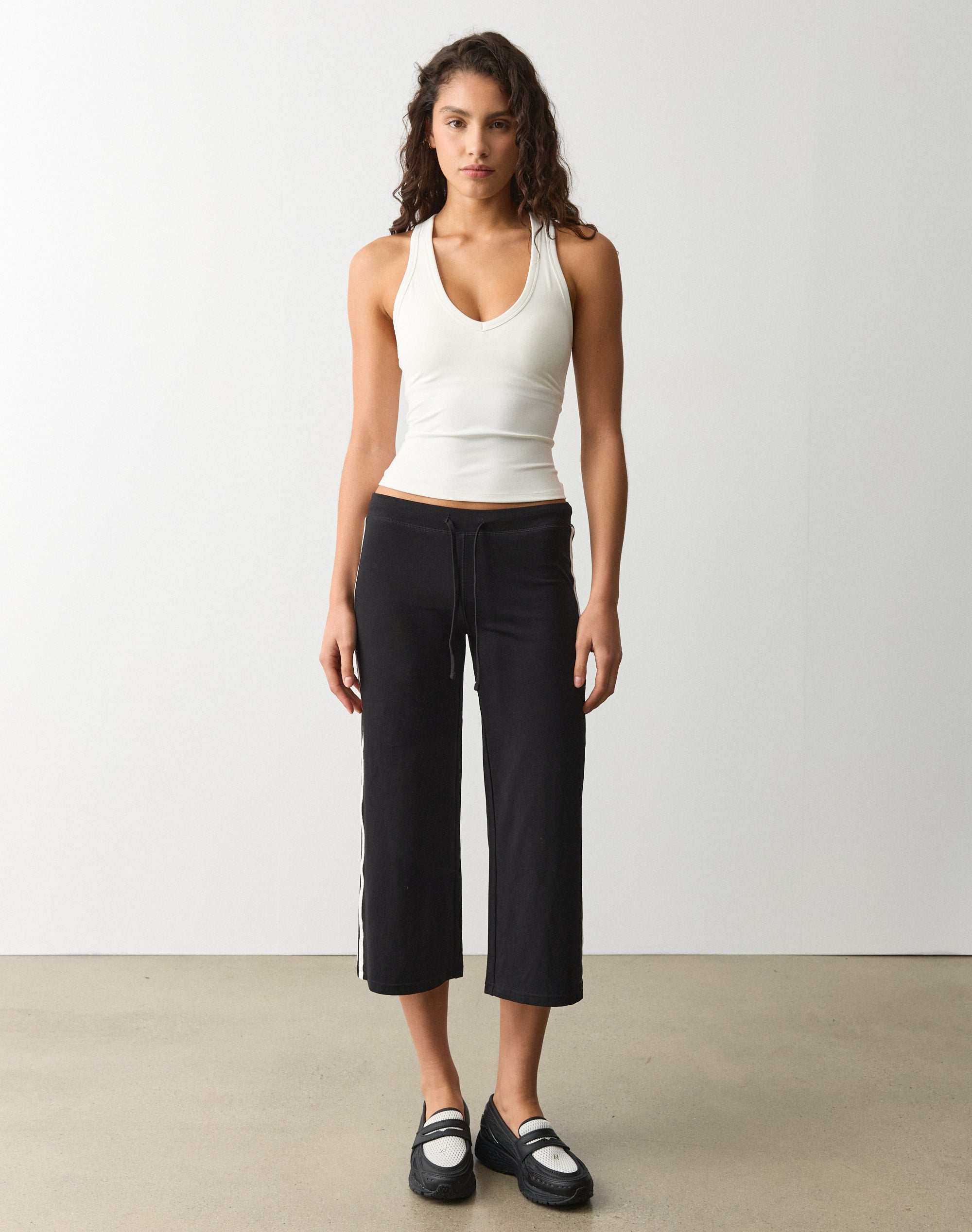 Cotton Low Rise Tie Waist Pant in Inkognito | Glassons US
