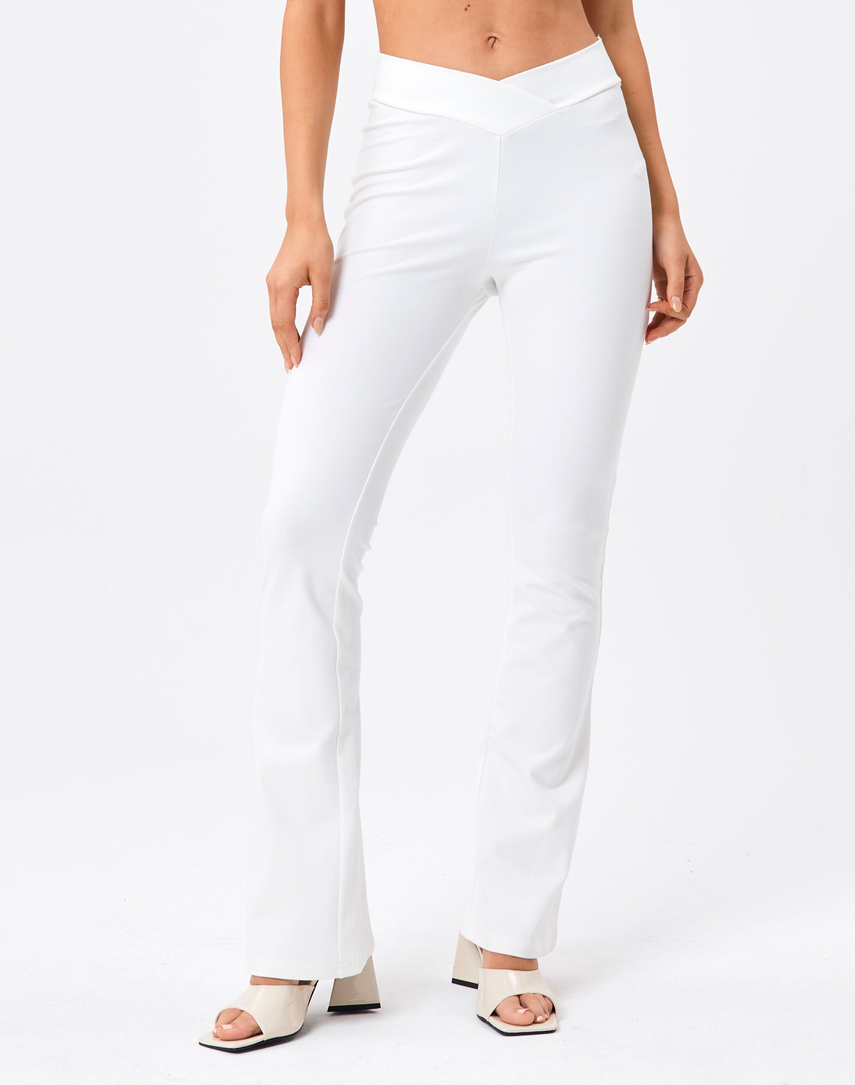 V Front Ponte Pant in White | Glassons