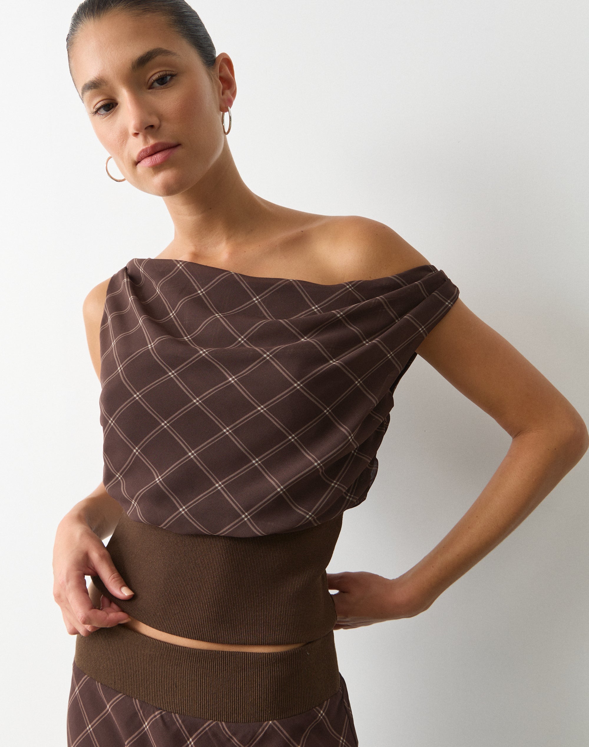 Off Shoulder Cinched Chiffon Top in Fudge Caspian Check | Glassons