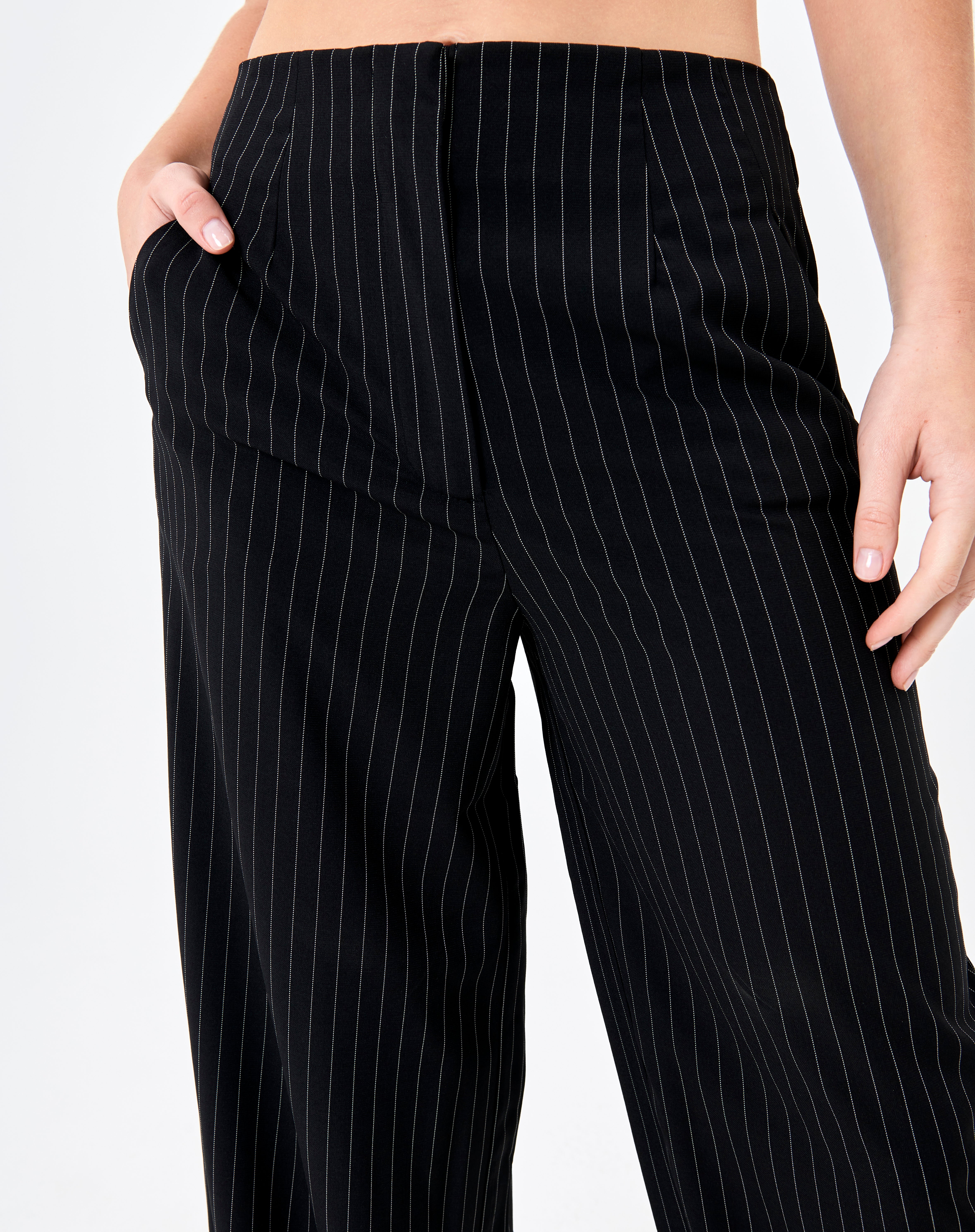 Pinstripe Wide Leg Pant in Stripe 