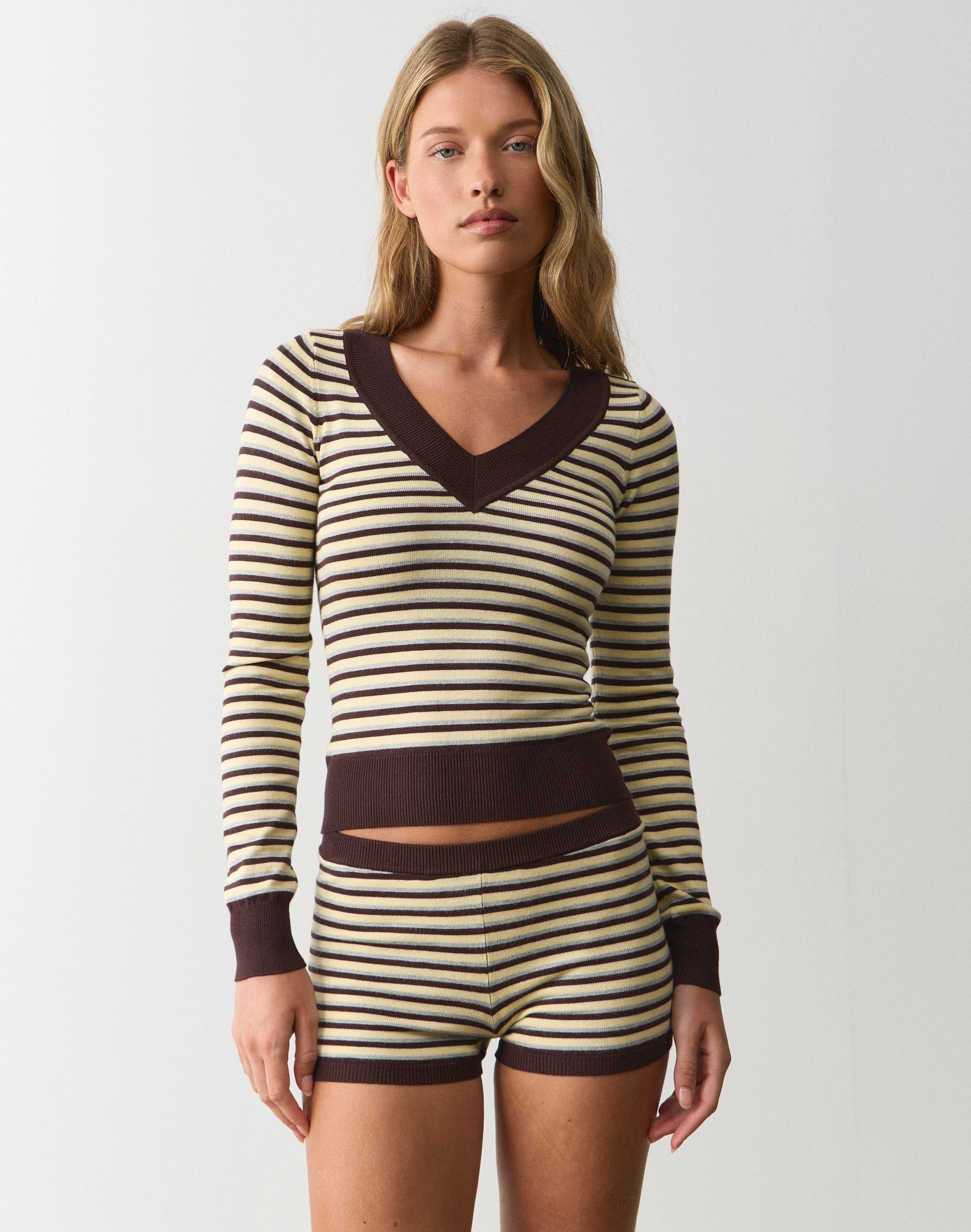V Neck Knit Long Sleeve Top