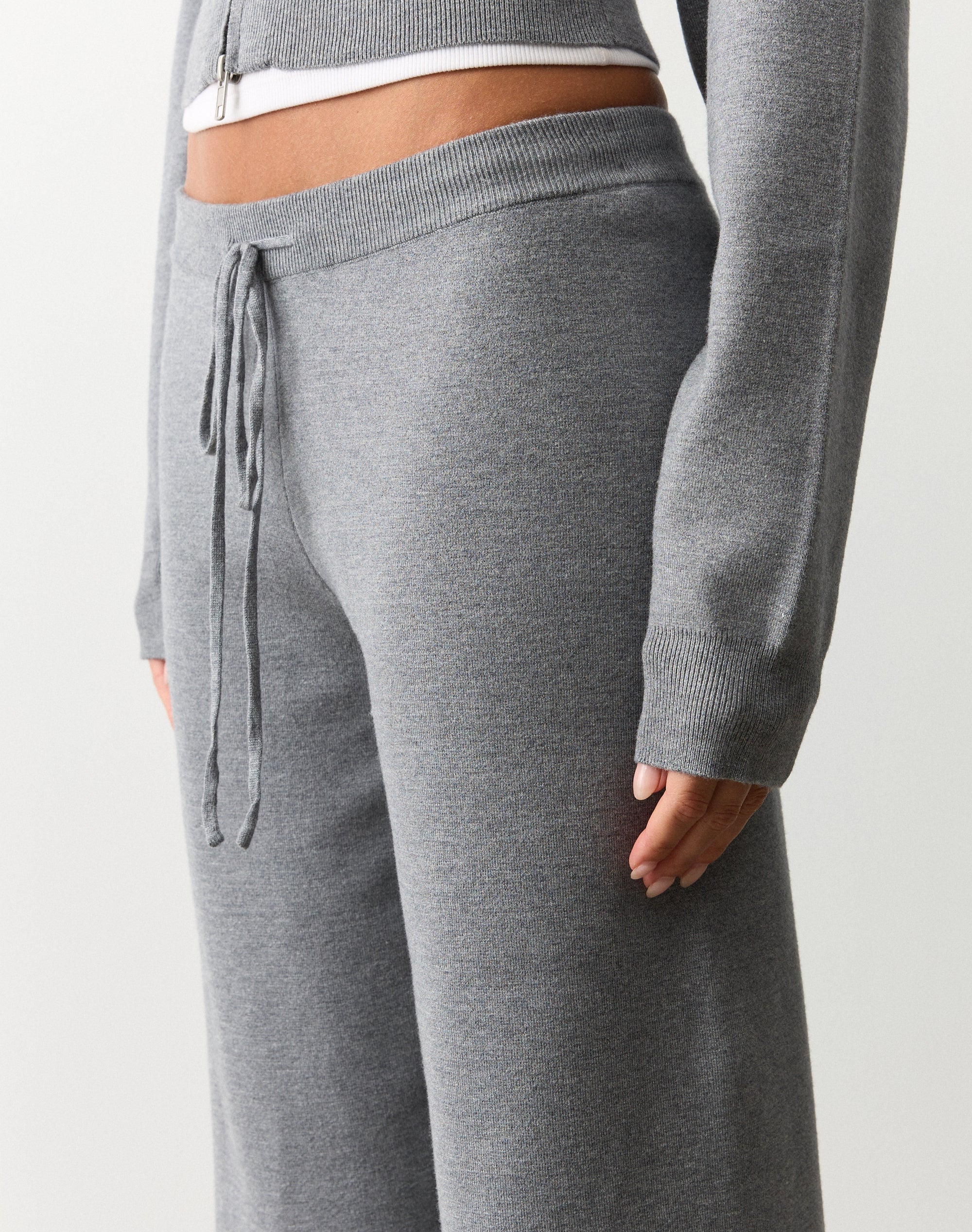 Low Rise Tie Waist Knit Pant in Dark Grey Marle | Glassons