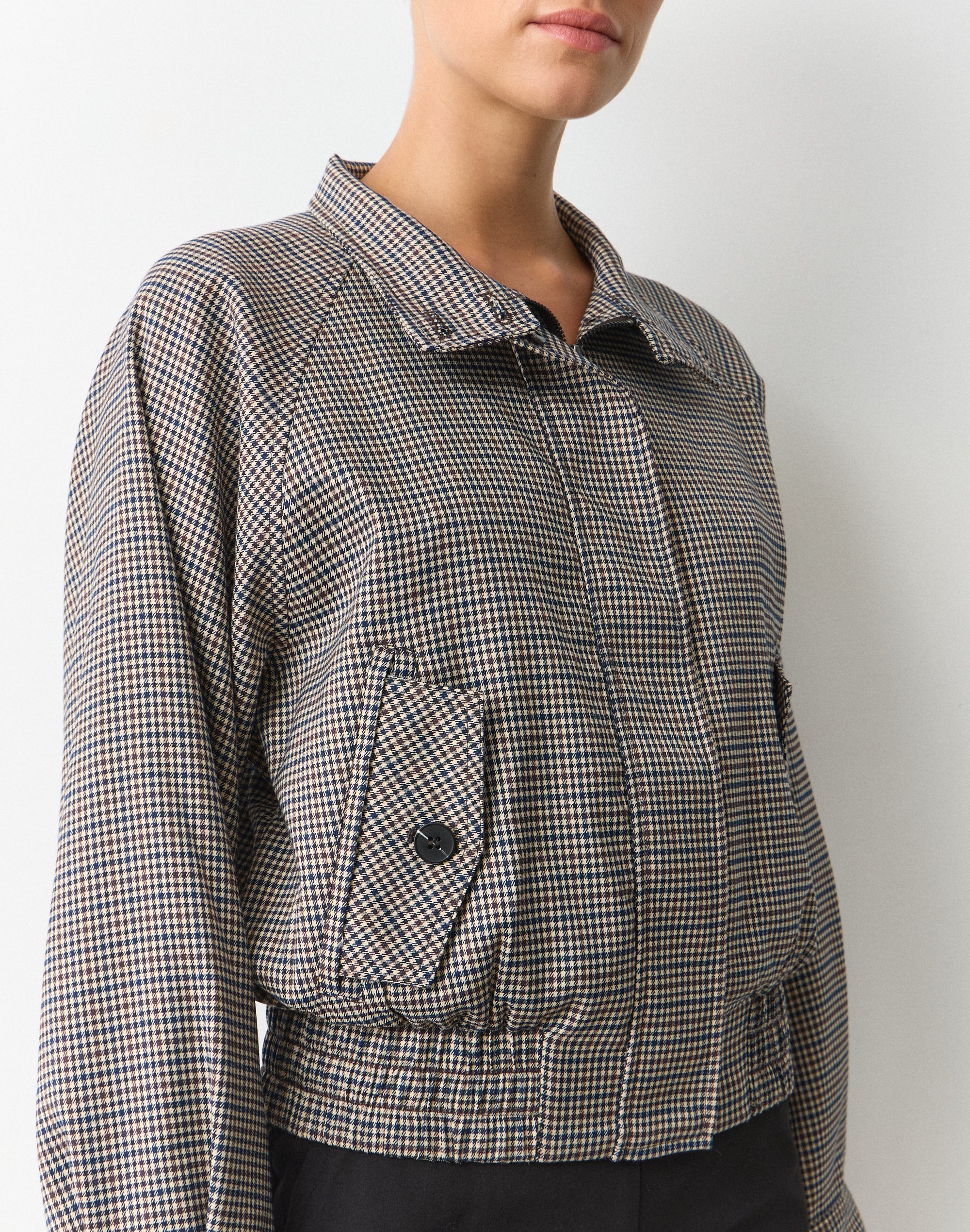 Gingham Zip Up Windbreaker Jacket in Saddle Houndstooth | Glassons US
