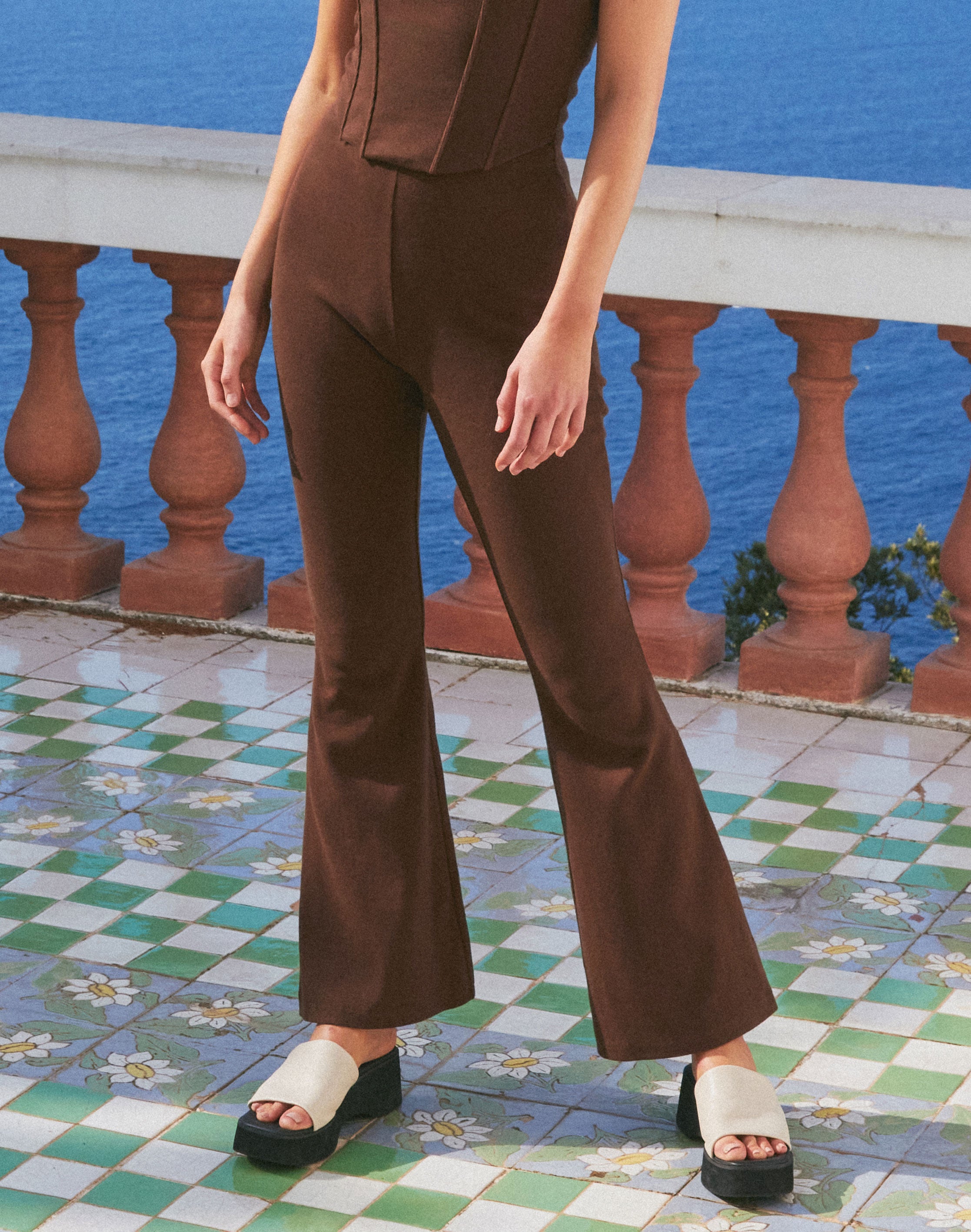 Mini Rib Flare Pant in Brown | Glassons