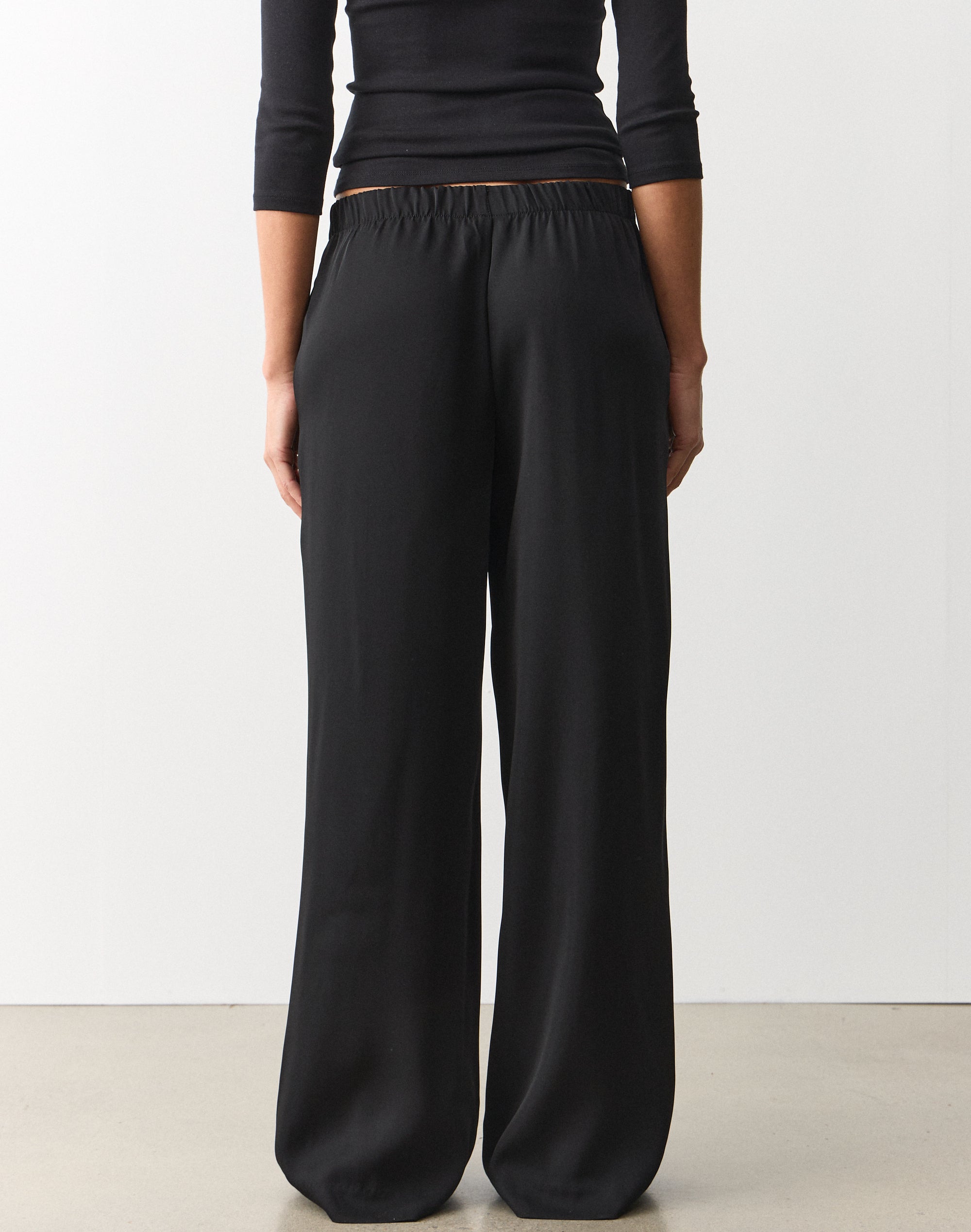 Low Rise Satin Pant in Black | Glassons AU