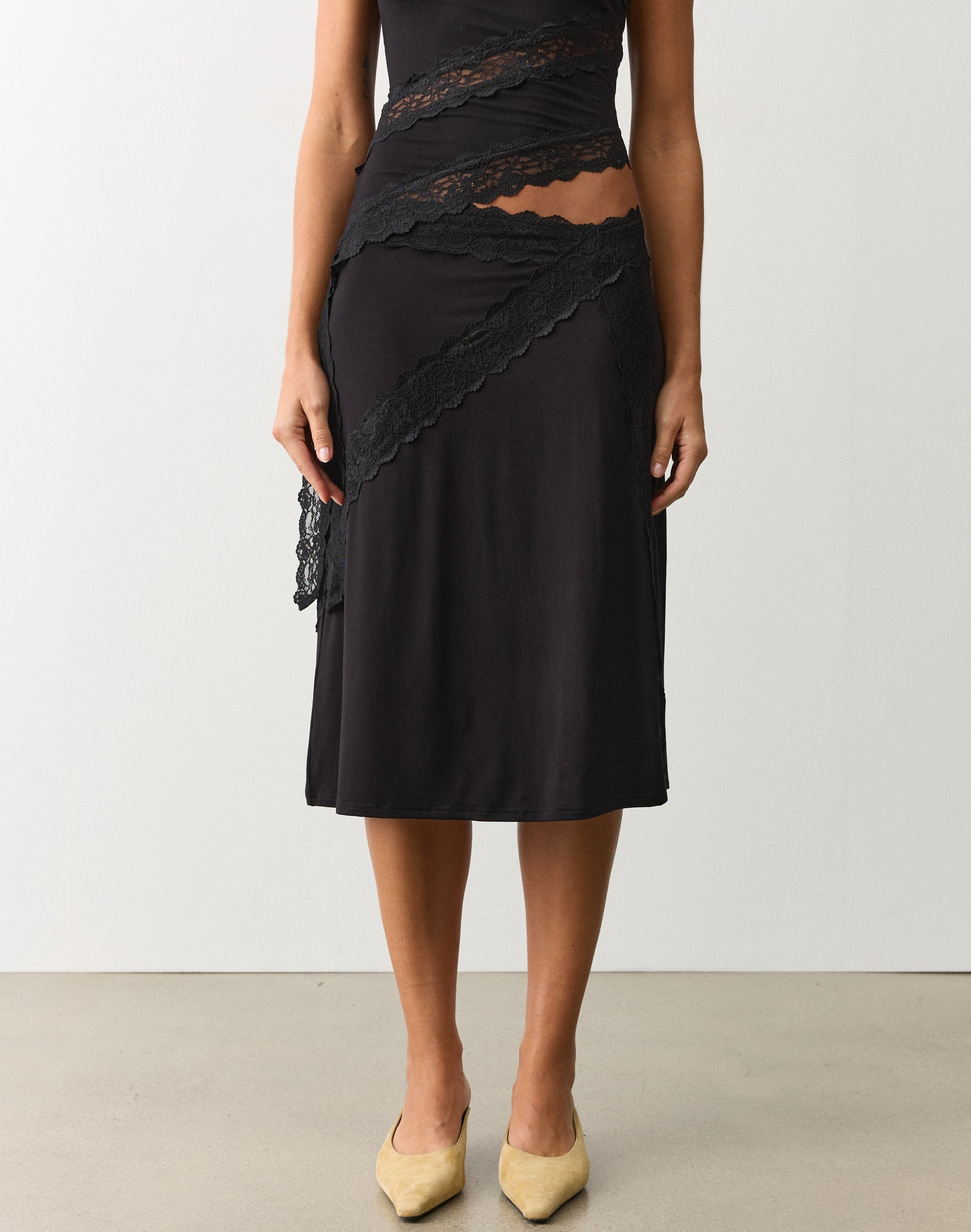 Lace Trim Midi Skirt in Black | Glassons US