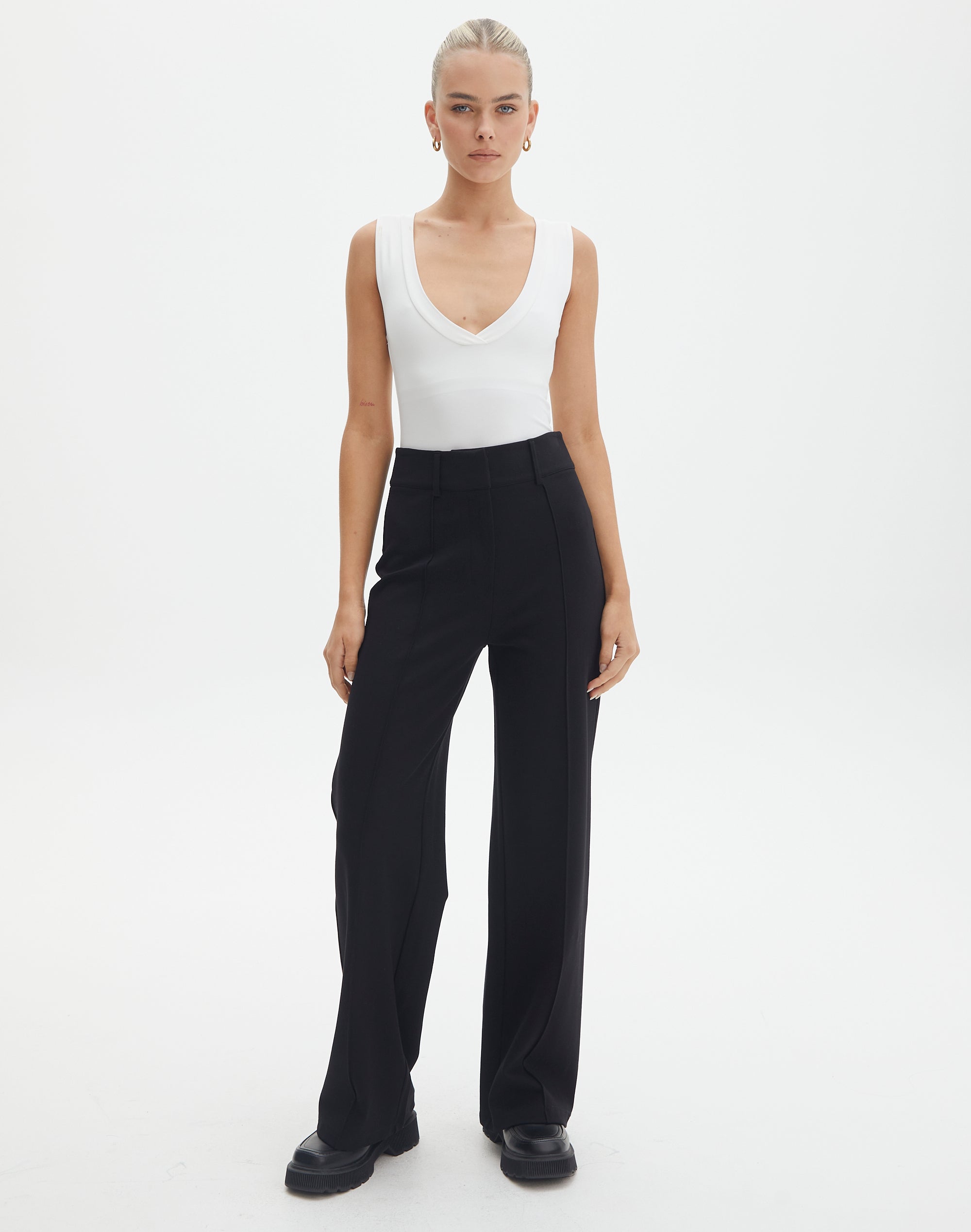 Tailored Pintuck Straight Leg Ponte 