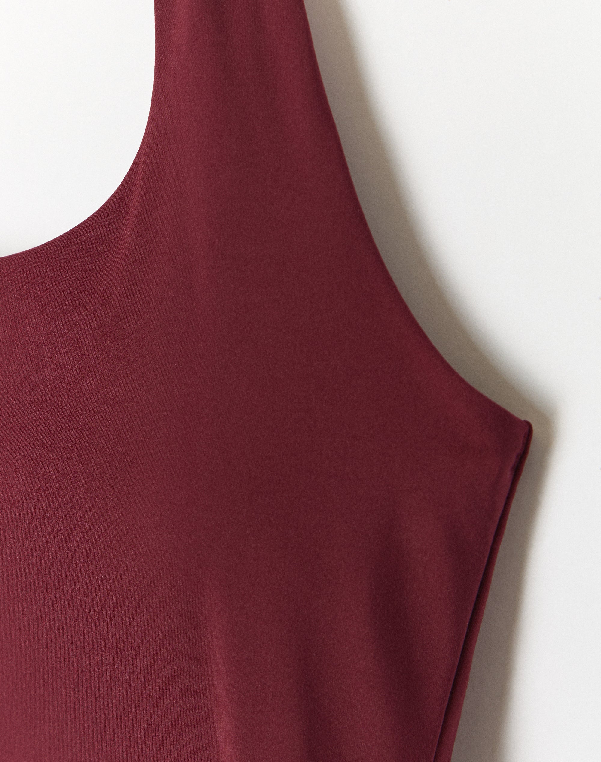 Active Halter Top in Sangria Sunset | Glassons US
