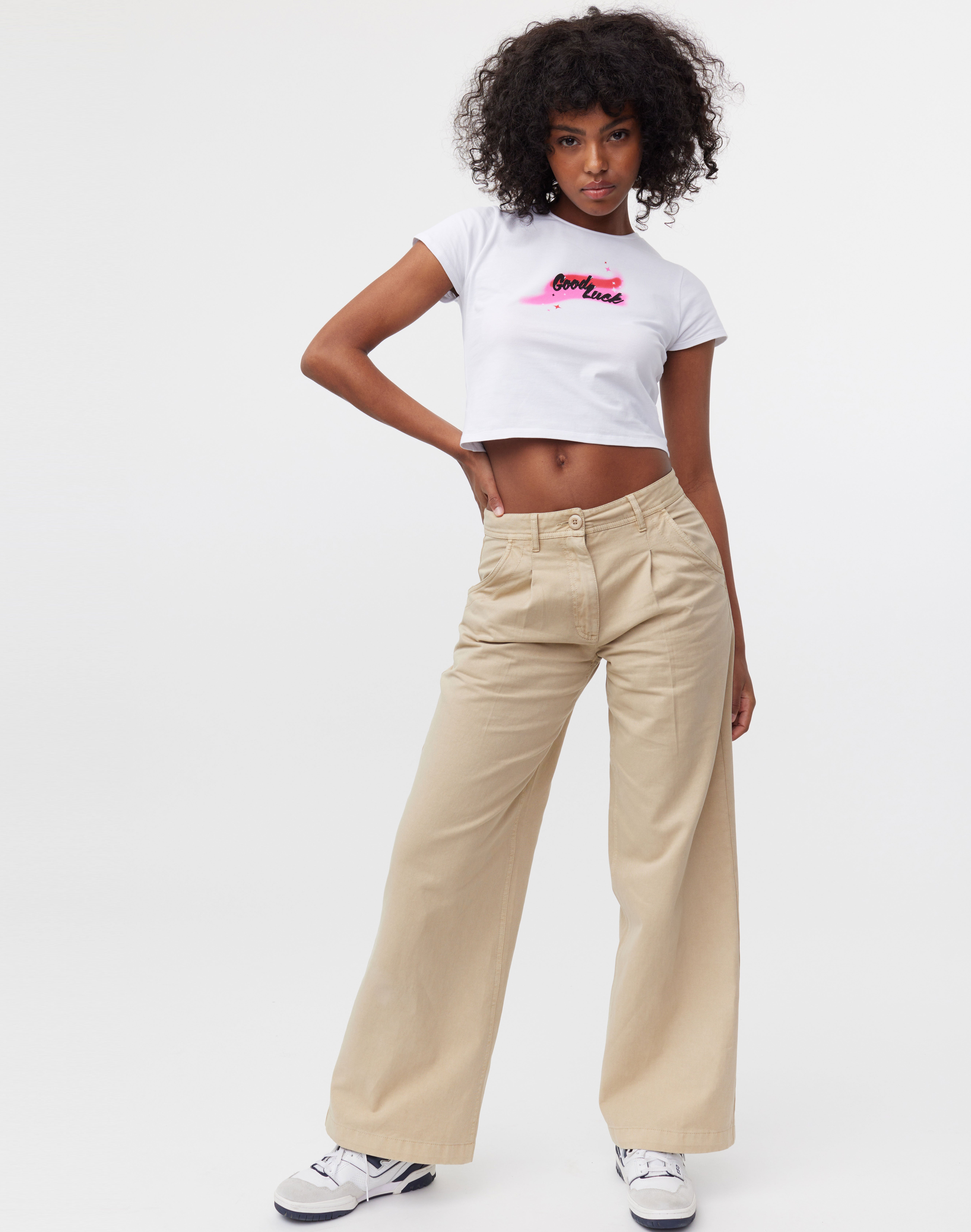 Mid Rise Straight Leg Pant in Beige 