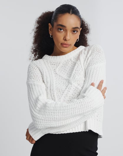 Cable Knit Crop Jumper in White | Glassons