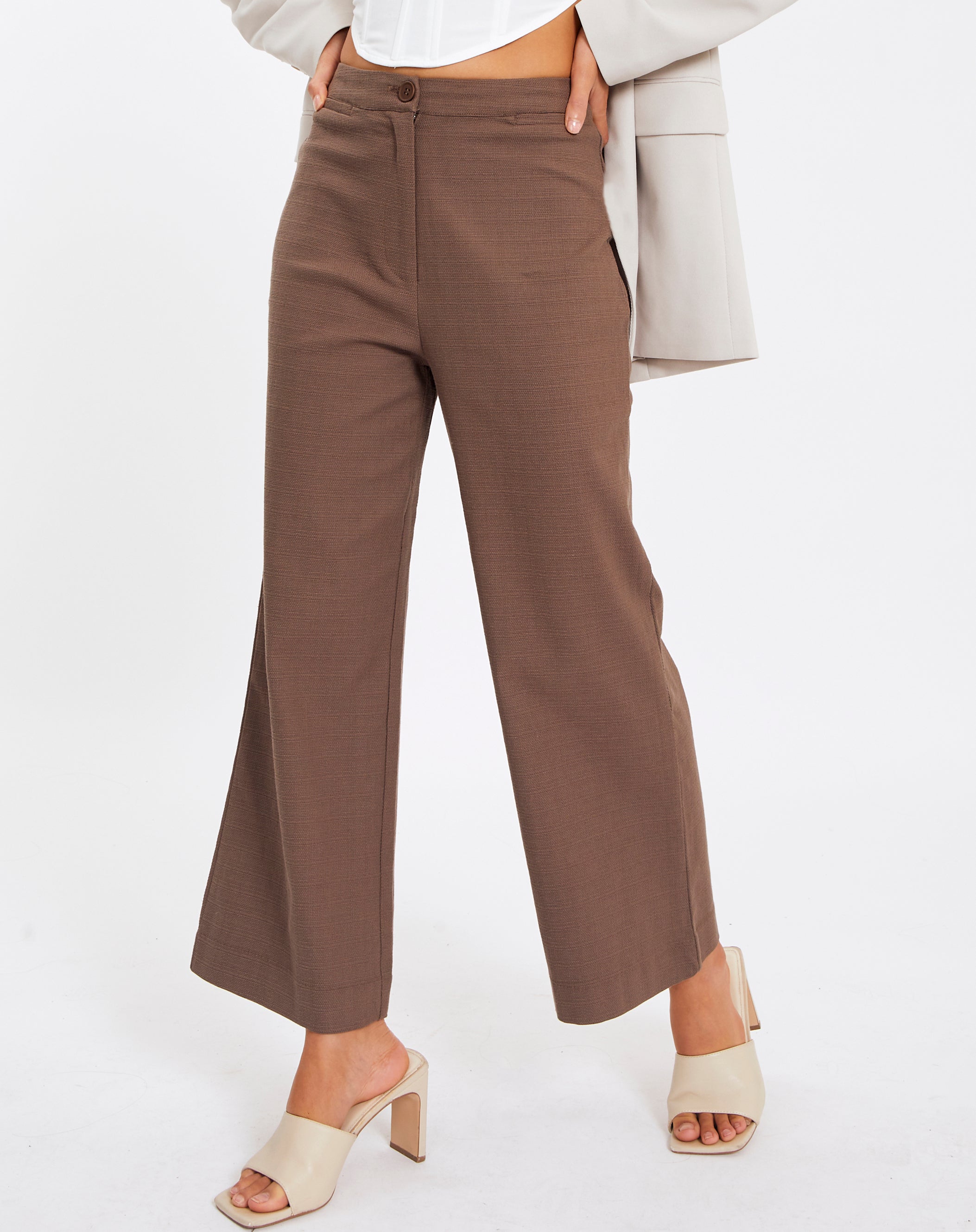 High Waist Straight Leg Pant in Brown 