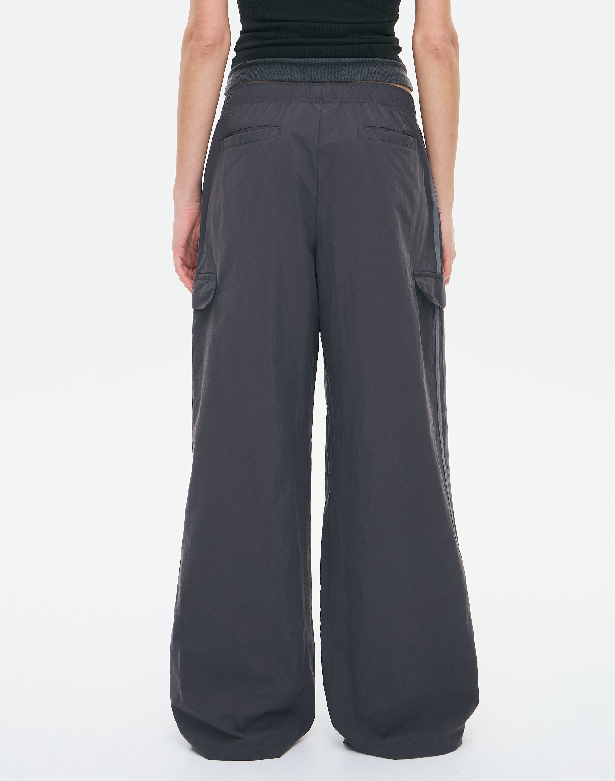 Woven Stripe Trackpant in Stormy Slate X Grey Glassons