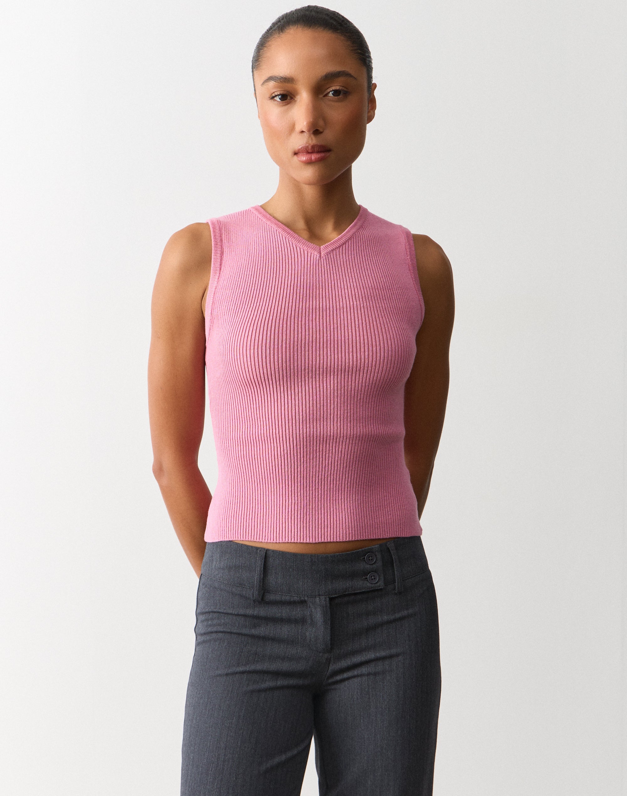 V Neck Knit Tank in Pink Promise | Glassons