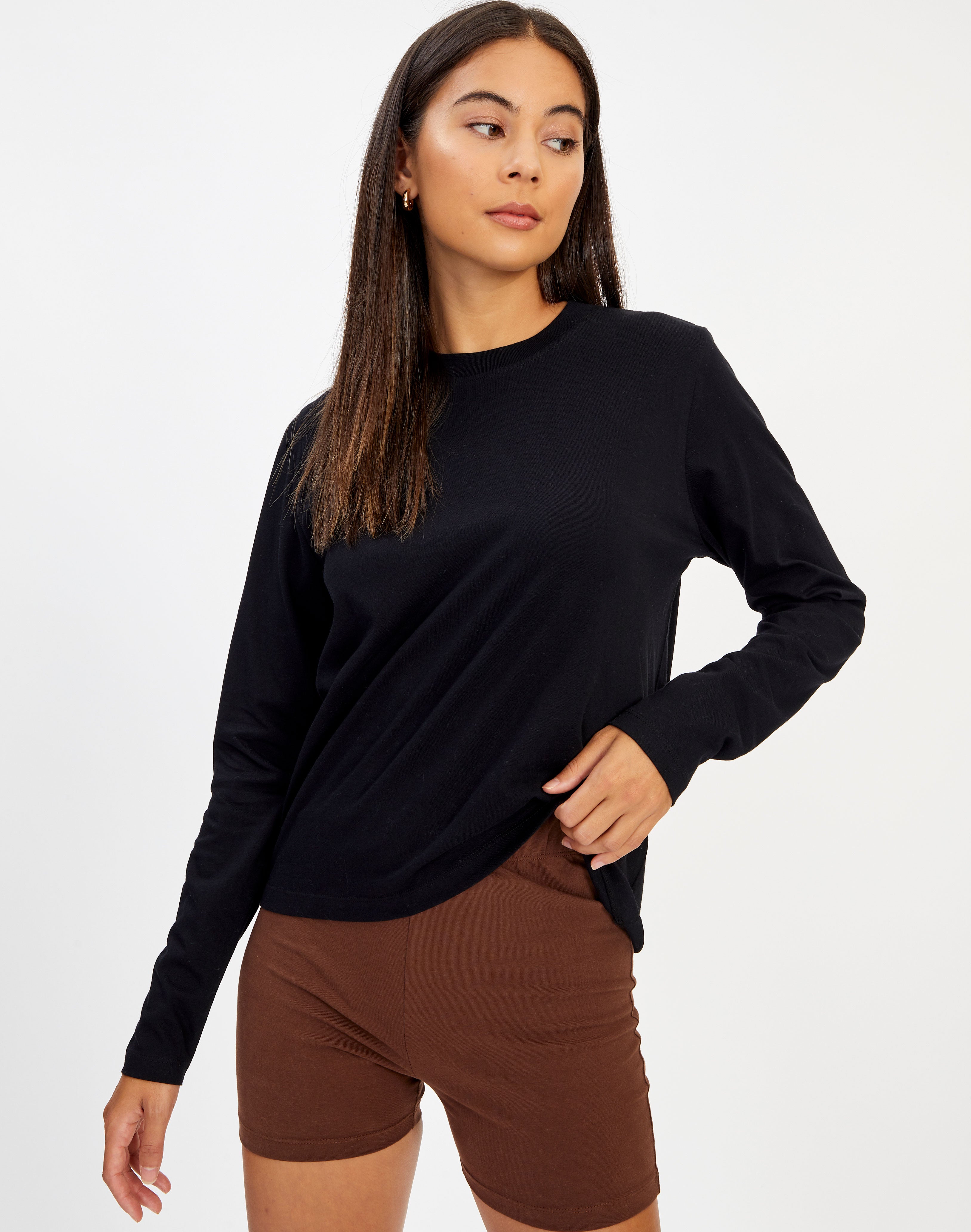 Long Sleeve Basic Crew Neck Top in 