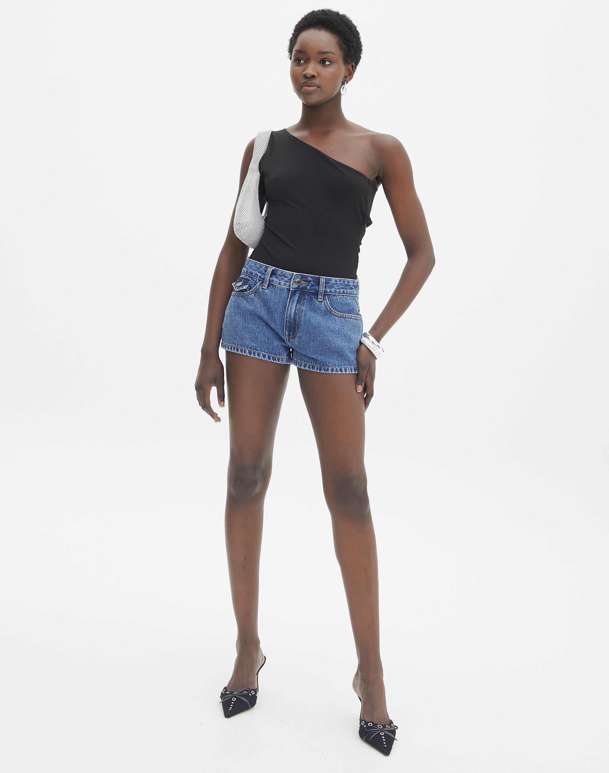Low Rise Mini Short in Suzy Mid Wash