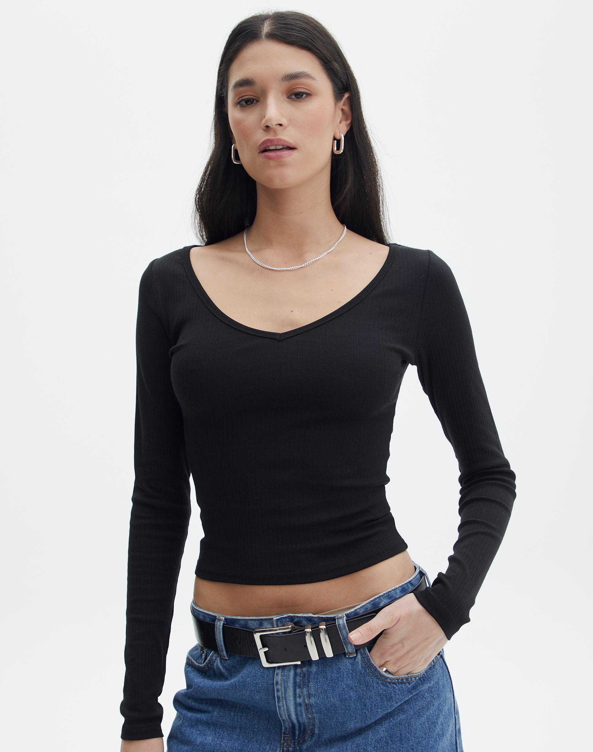 https://www.glassons.com/p/v-neck-long-sleeve-top-tl93240-orib-black