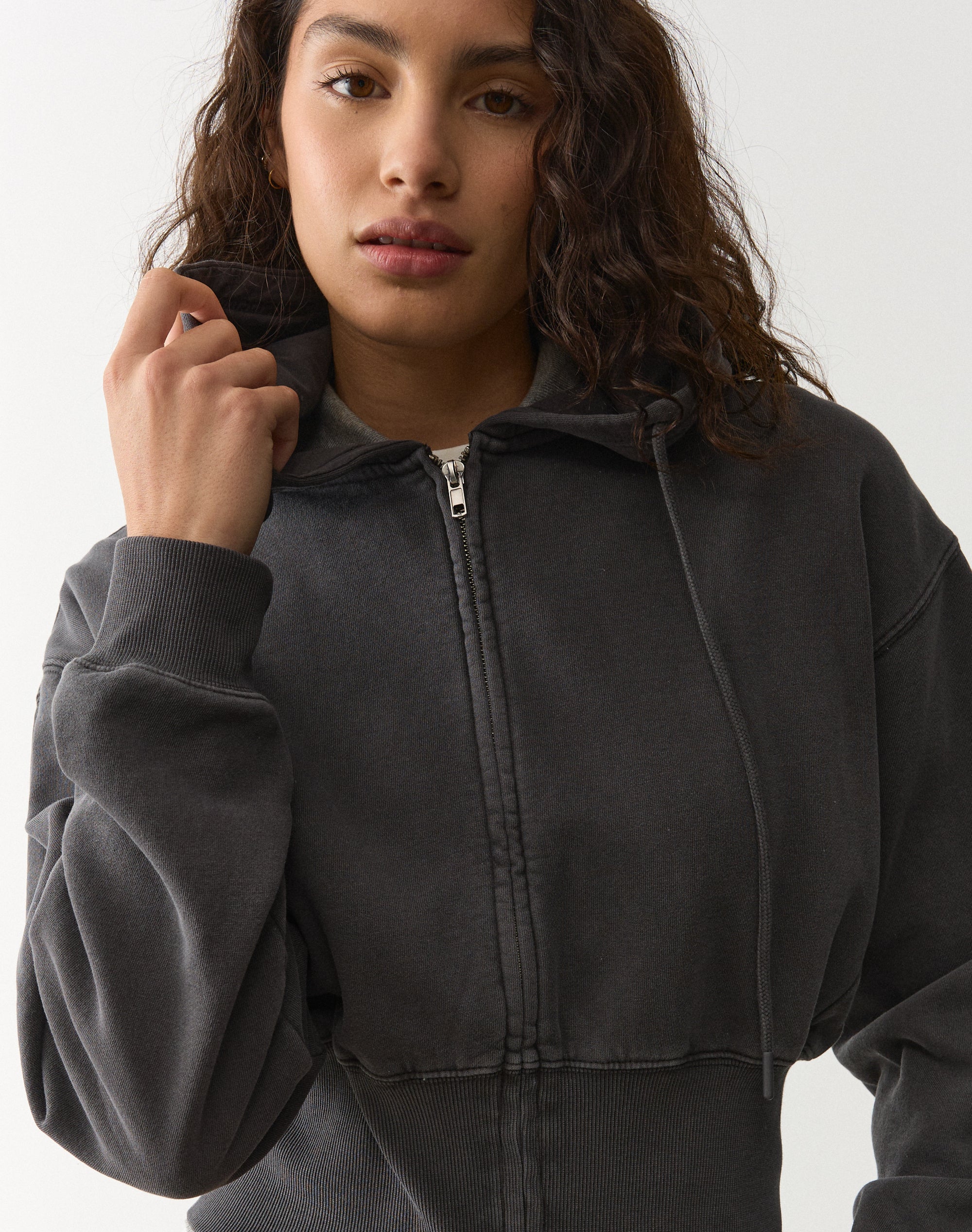 トップス JNHearts Zipup Foodie/Chacoal gray Zip Up Crop Hoodie in Washed Charcoal | Glassons AU