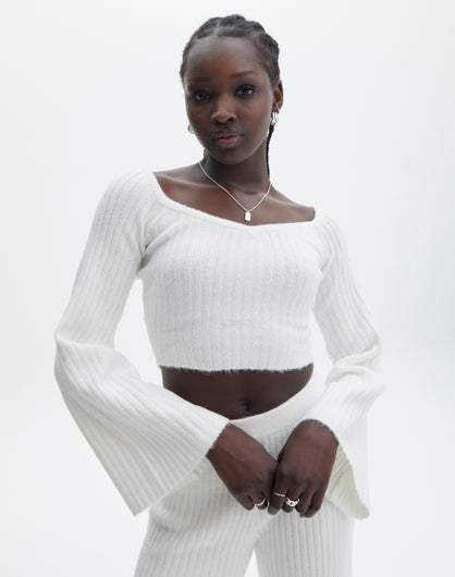 Off Shoulder Long Sleeve Cropped Knit in Milk | Glassons