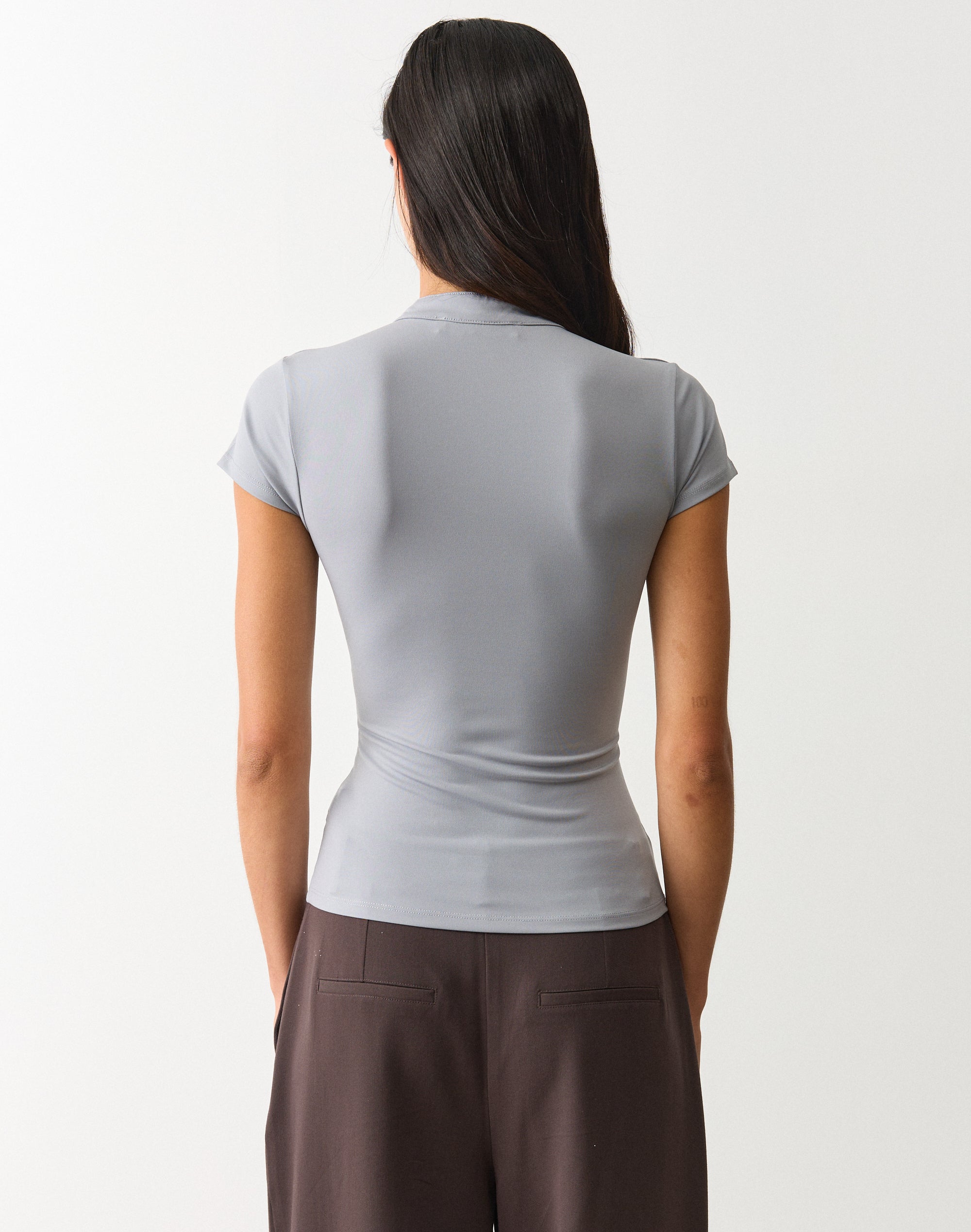 Keyhole Cut Out Top in Cool Drift | Glassons US