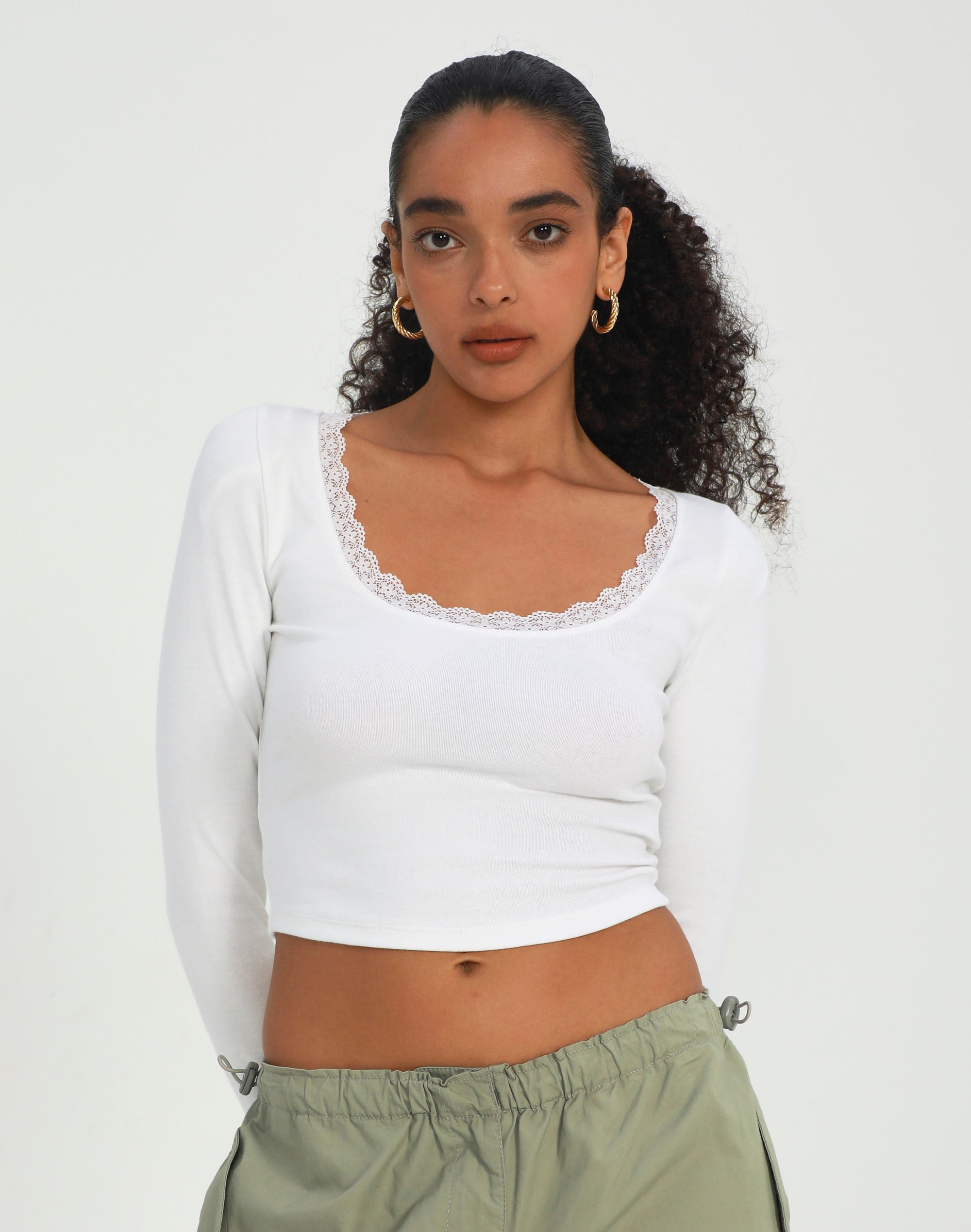 Cropped Lace Trim Long Sleeve Top in White/white