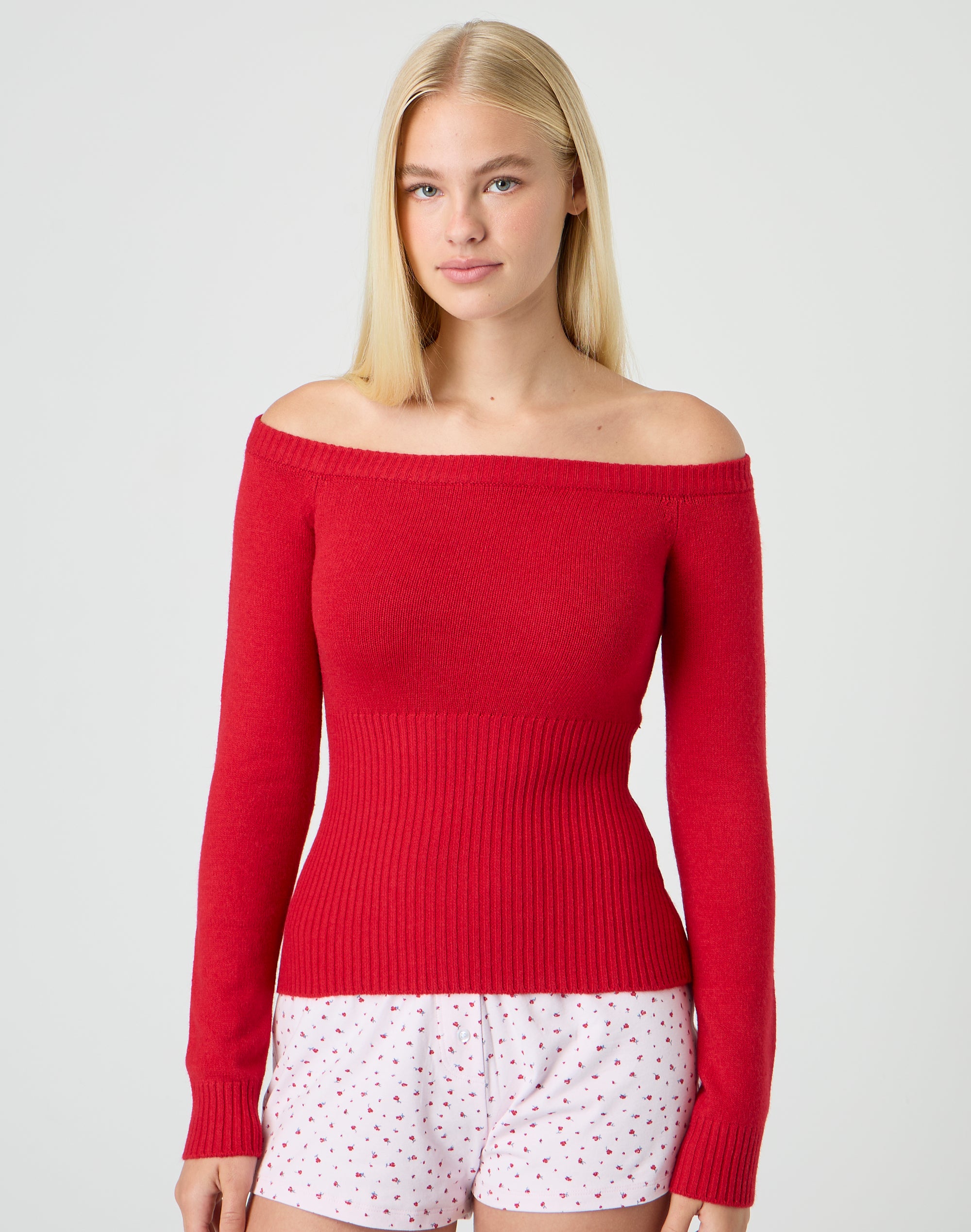 red shoulderless top