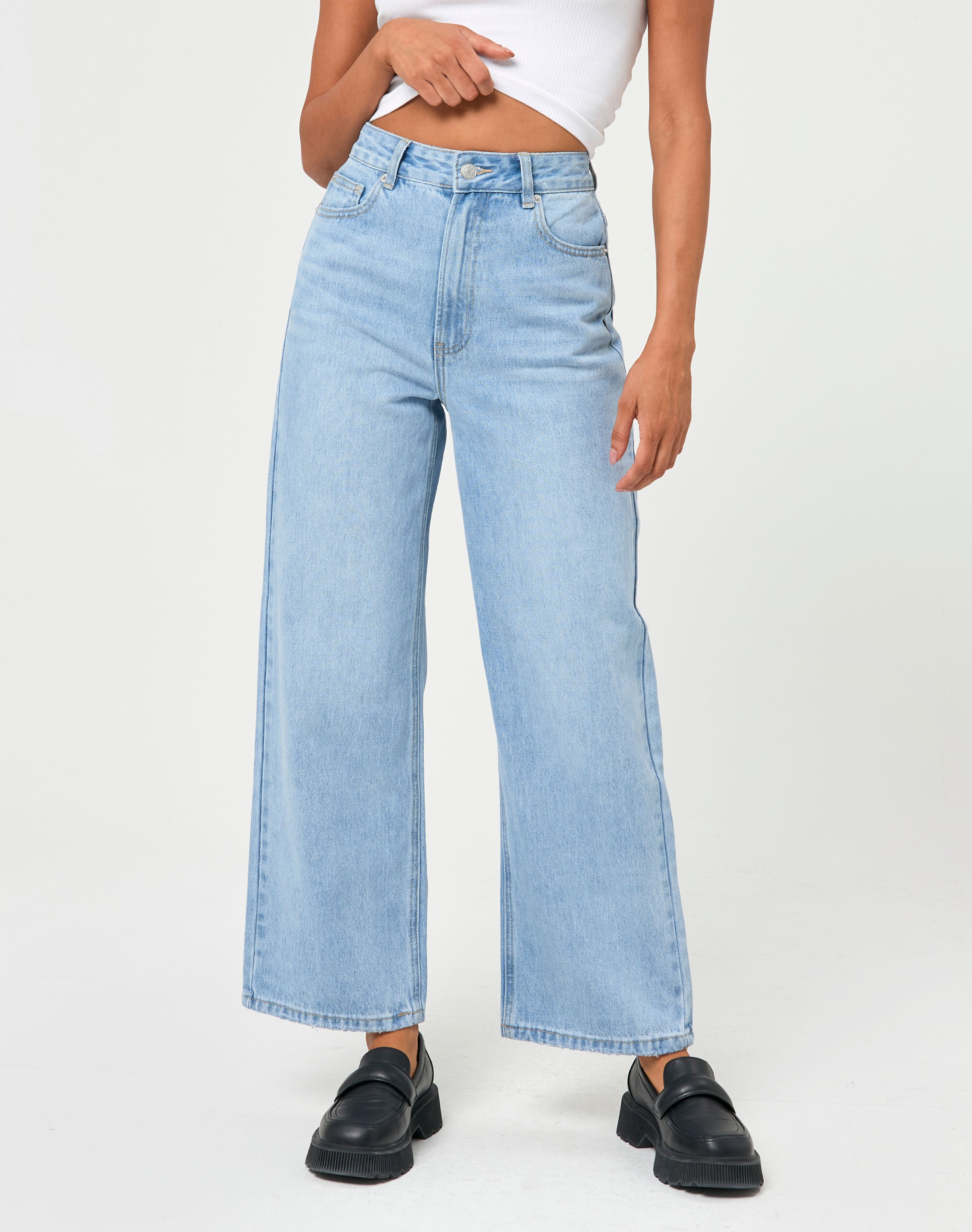 wide legs jean