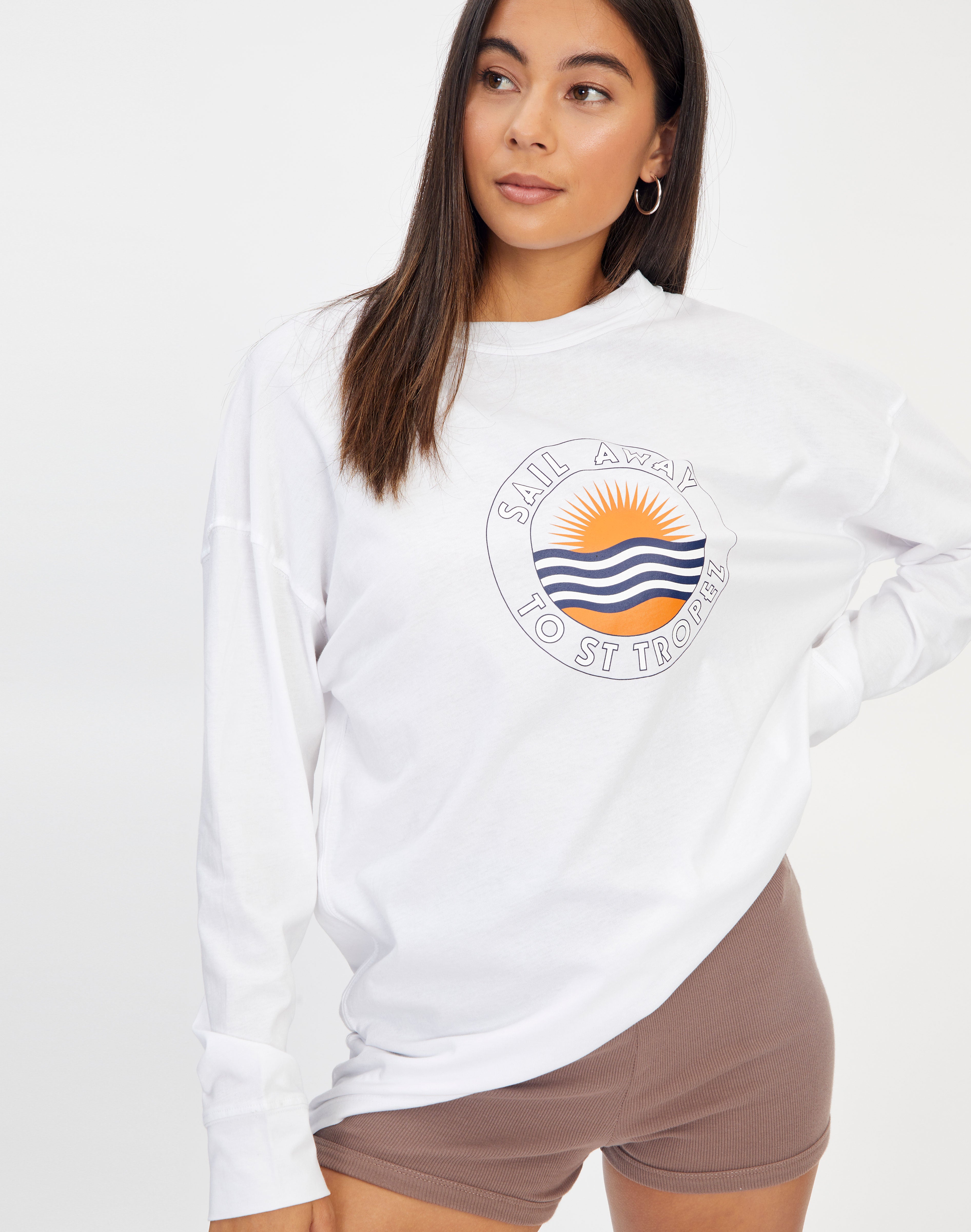 Long Sleeve Graphic Tee in Print | Glassons