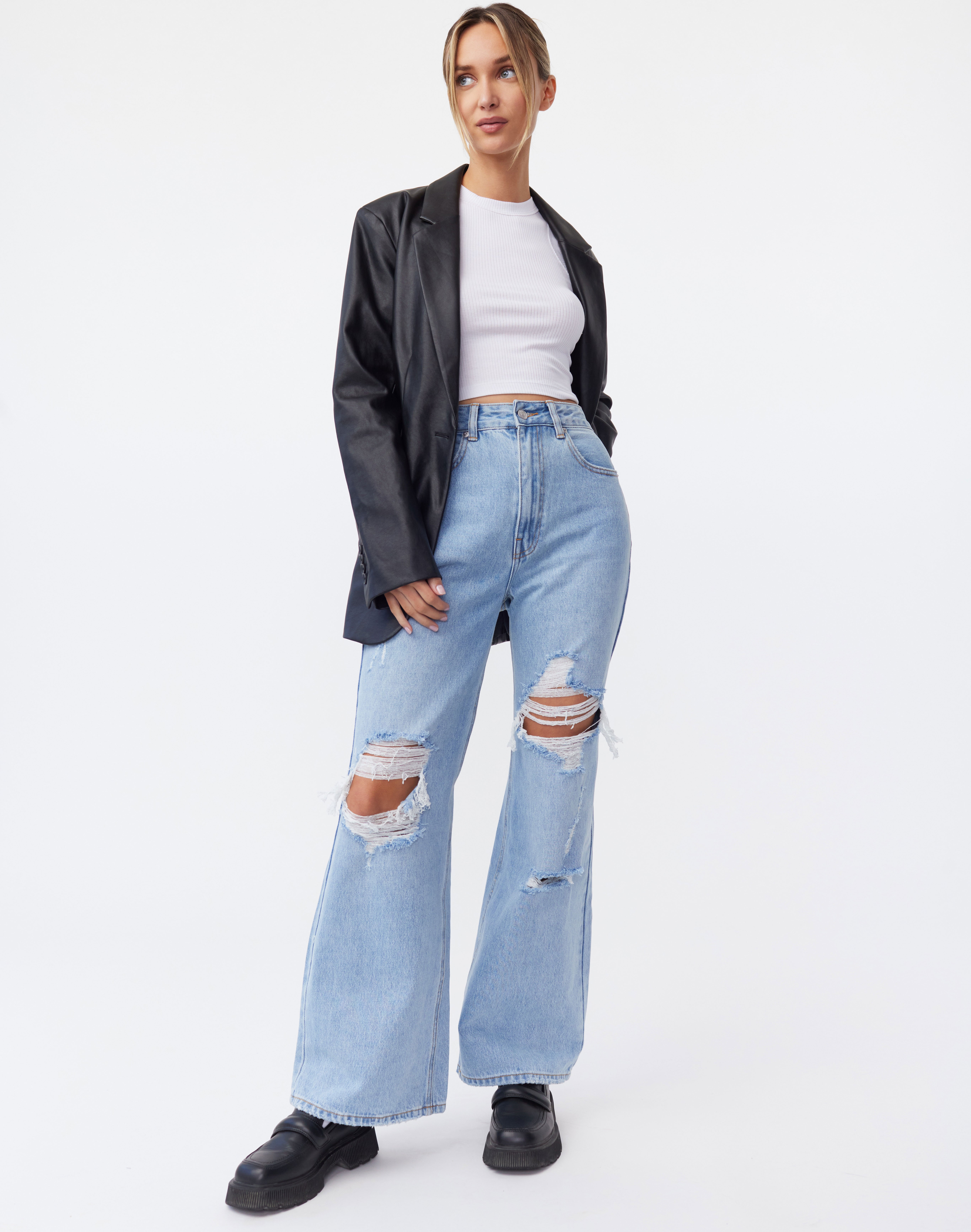 Super Wide Leg Ripped Jean 
