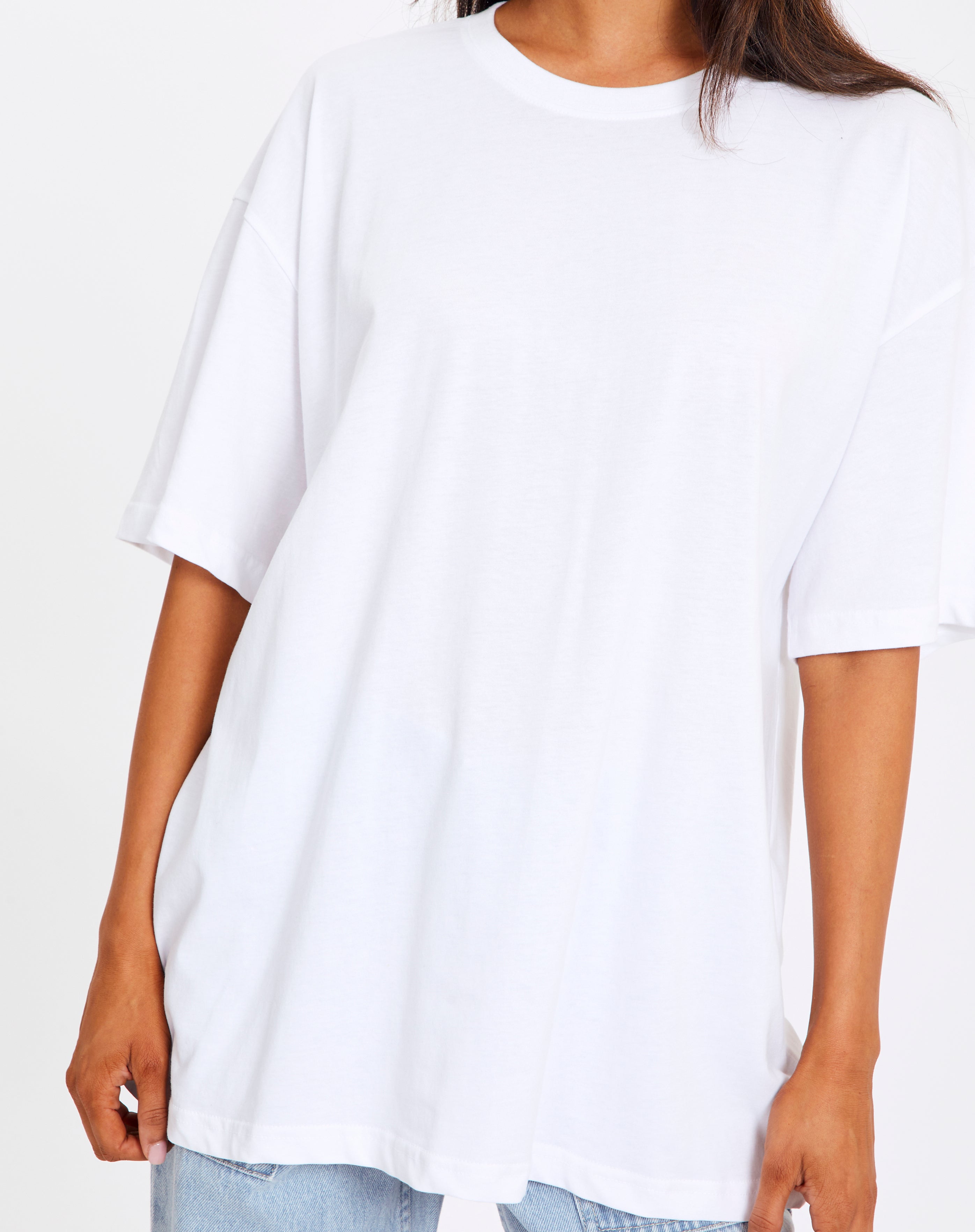 Super Oversized Tee in White | Glassons
