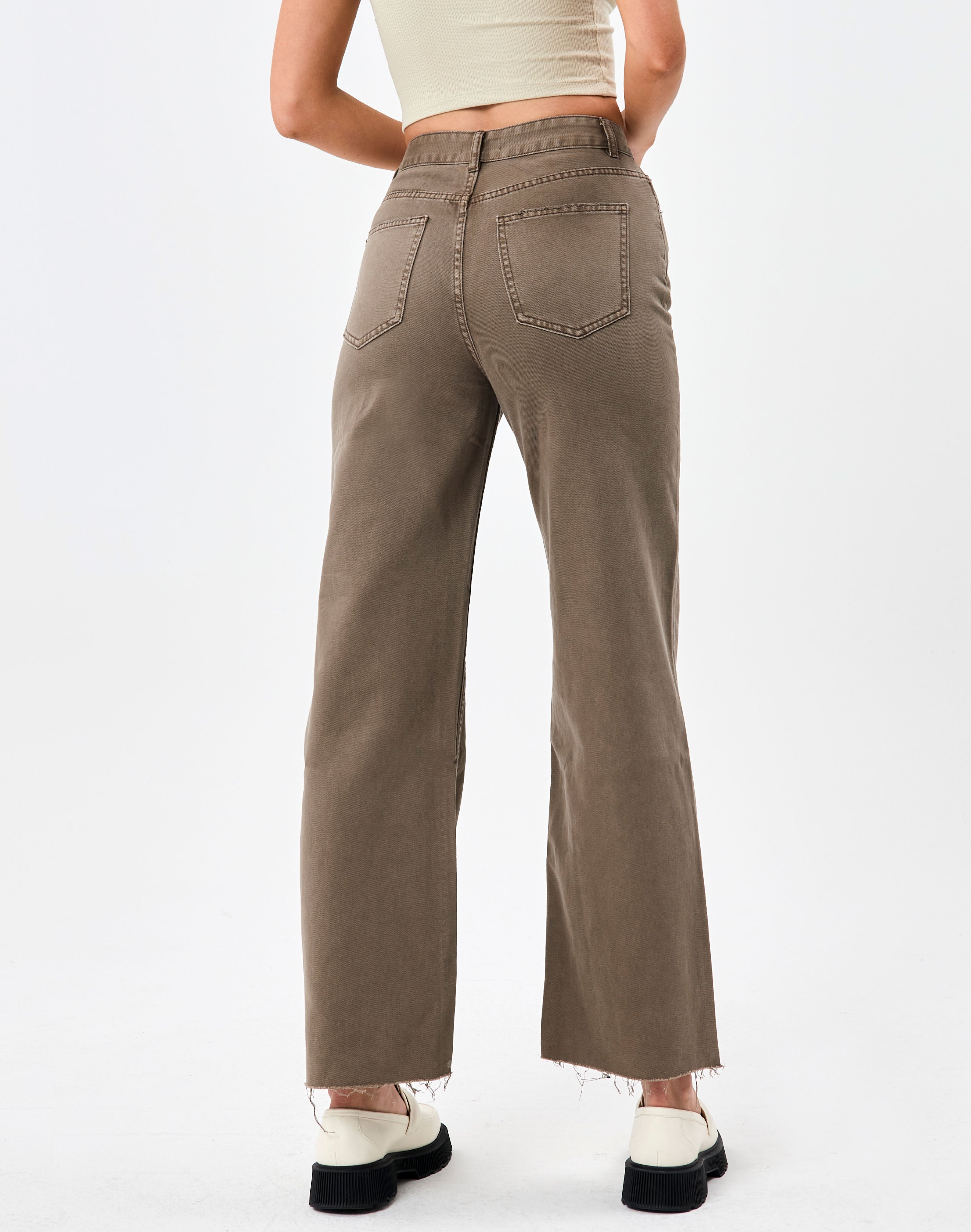 Recycled Relaxed Straight Leg Jean in 