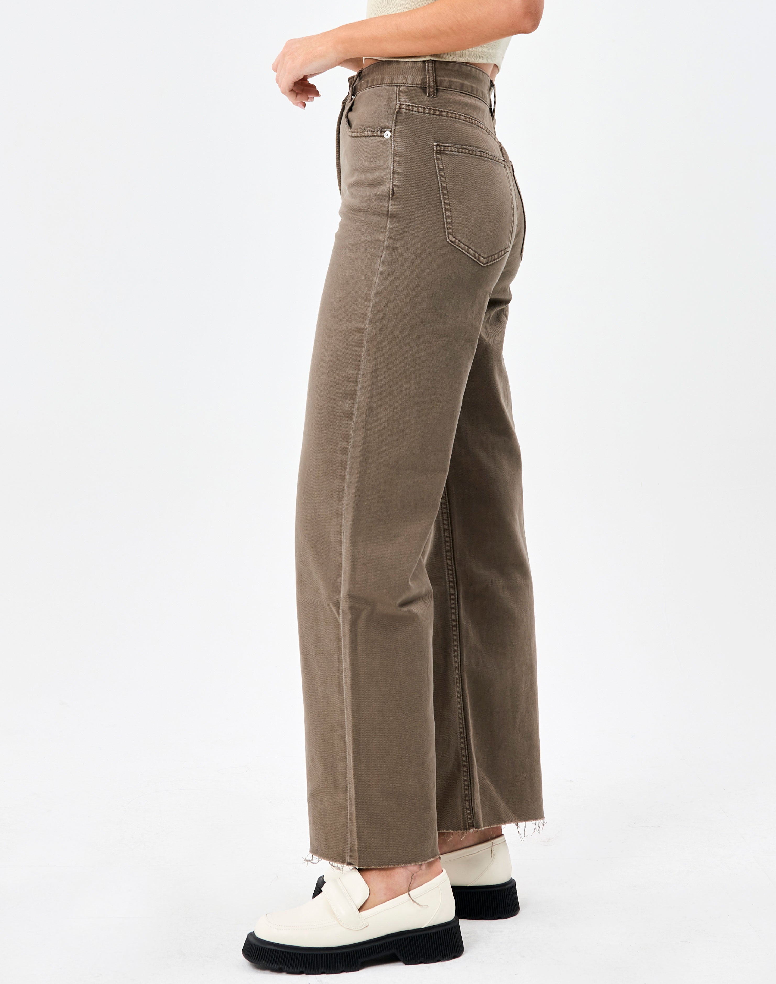 Recycled Relaxed Straight Leg Jean in 