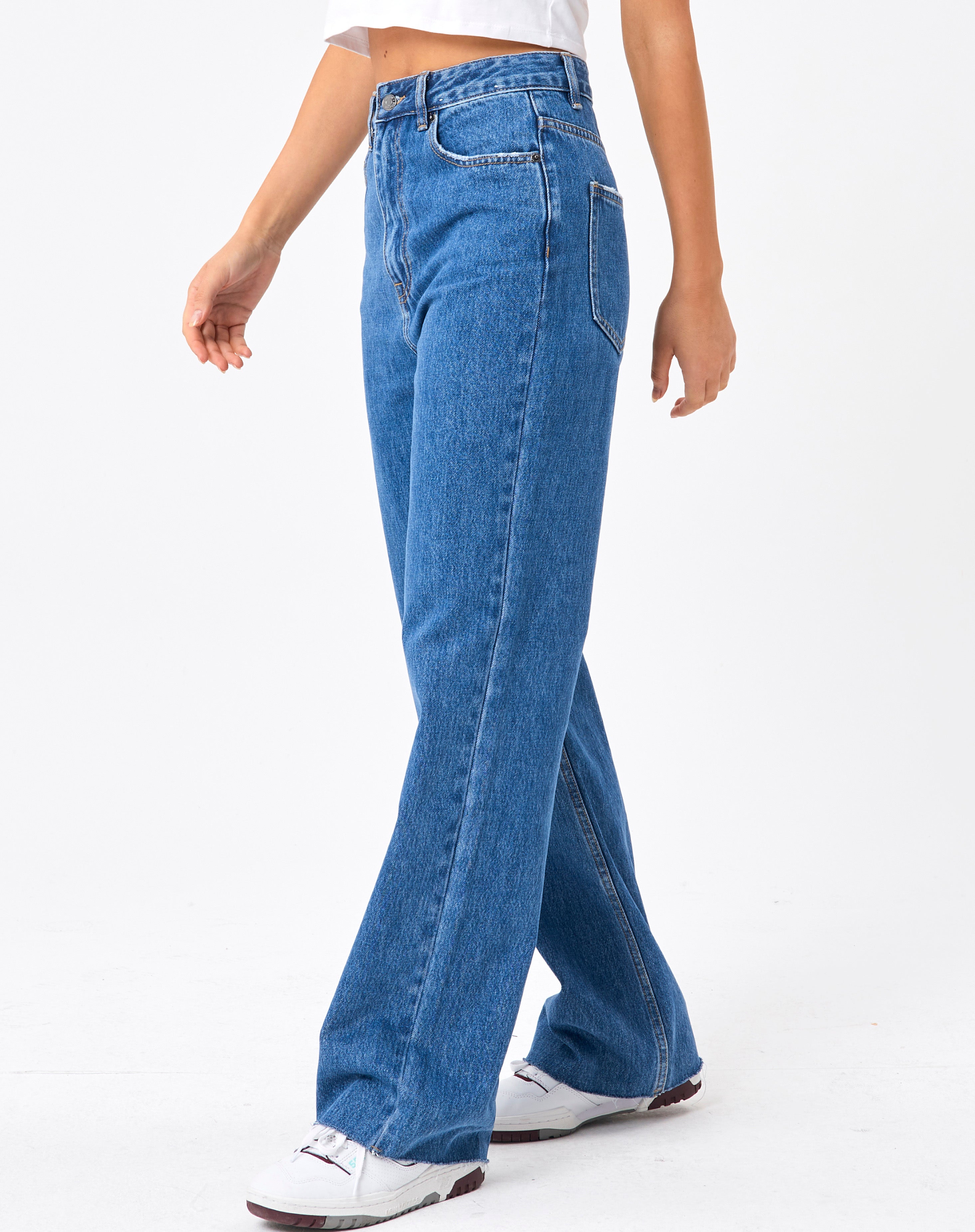 Recycled Relaxed Straight Leg Jean in 