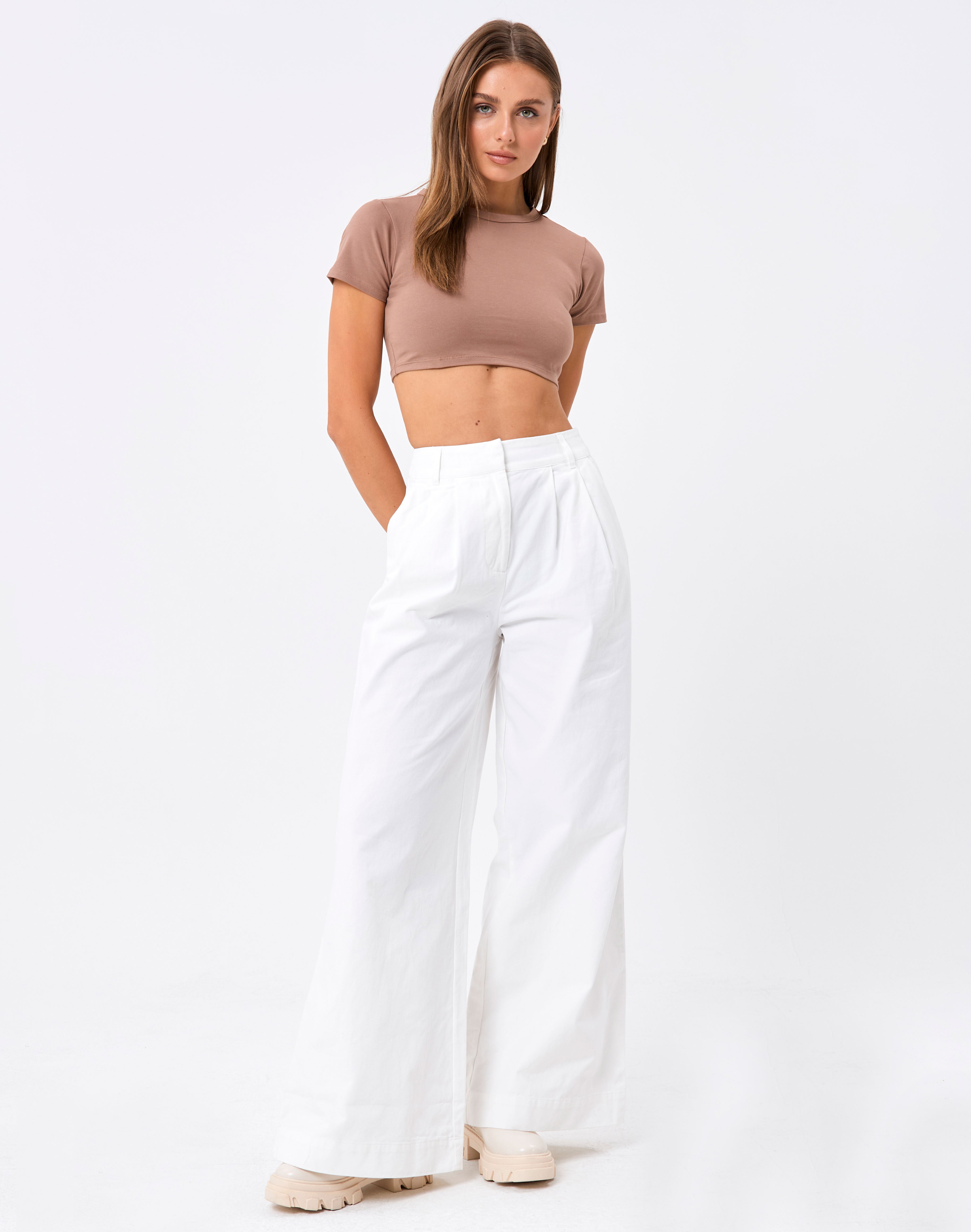 Wide Leg Tailored Cotton Pant in White 