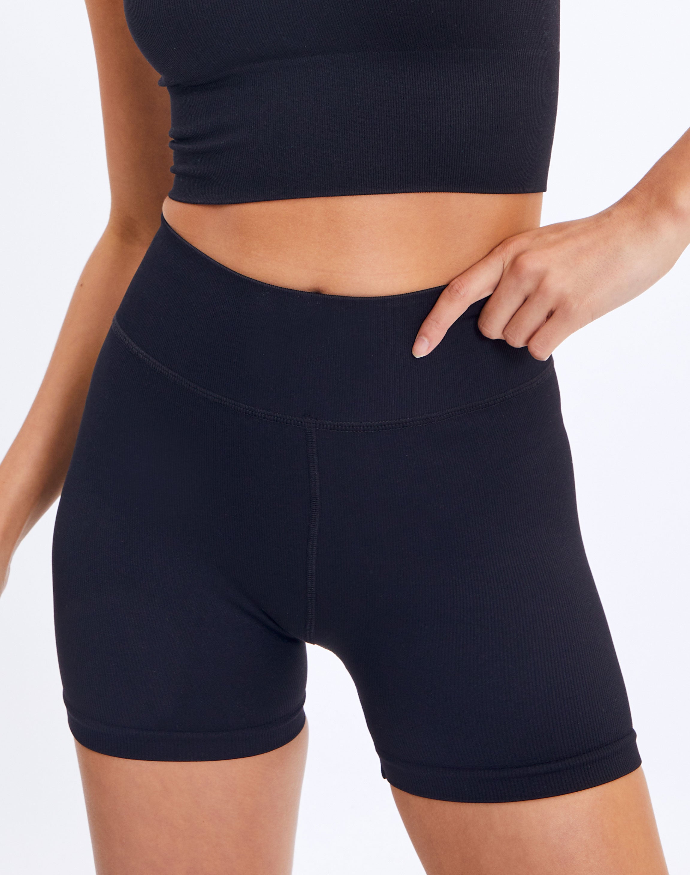 Active Seamless Recycled Bike Short in 