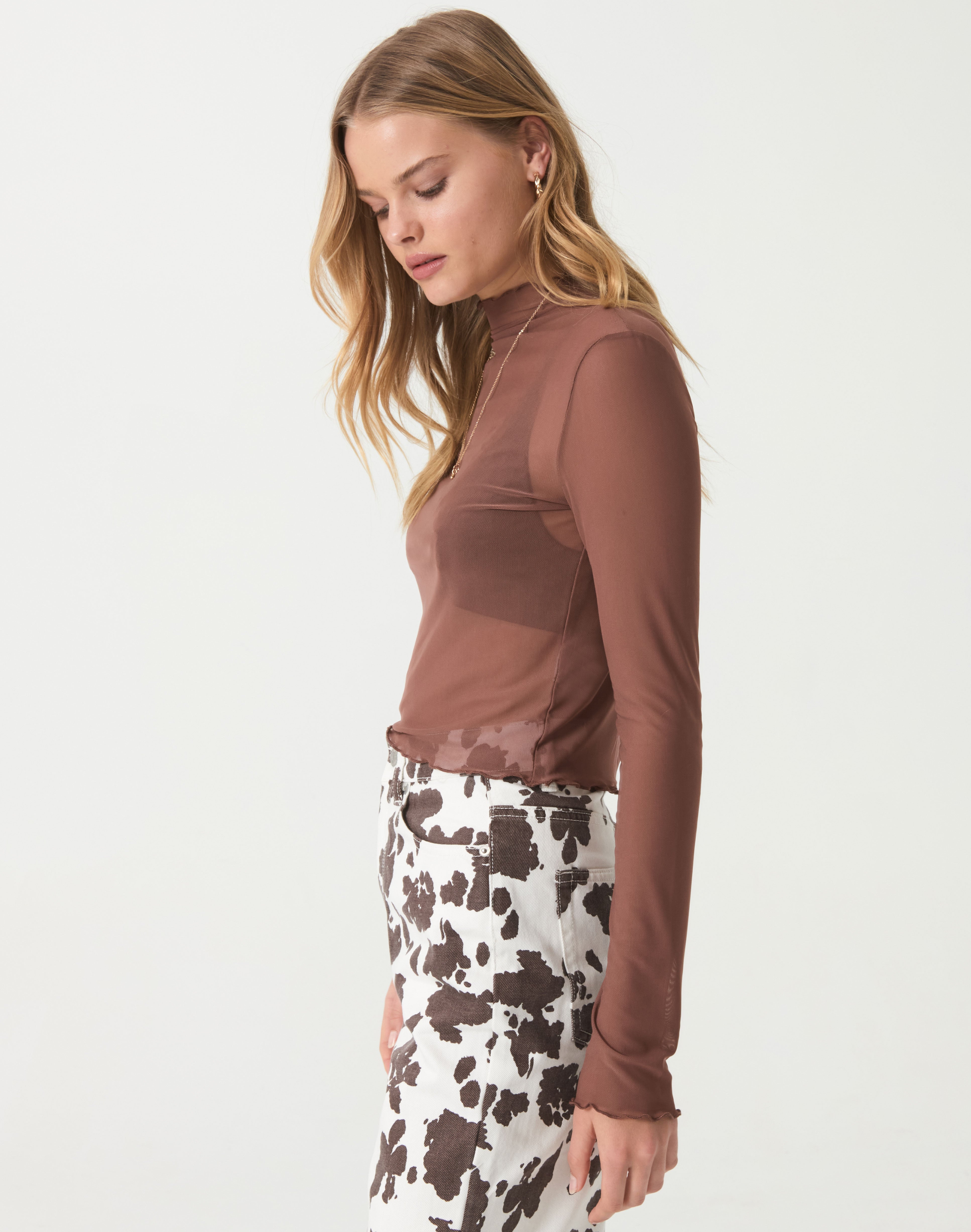 Lettuce Trim Mesh Longsleeve Top in 