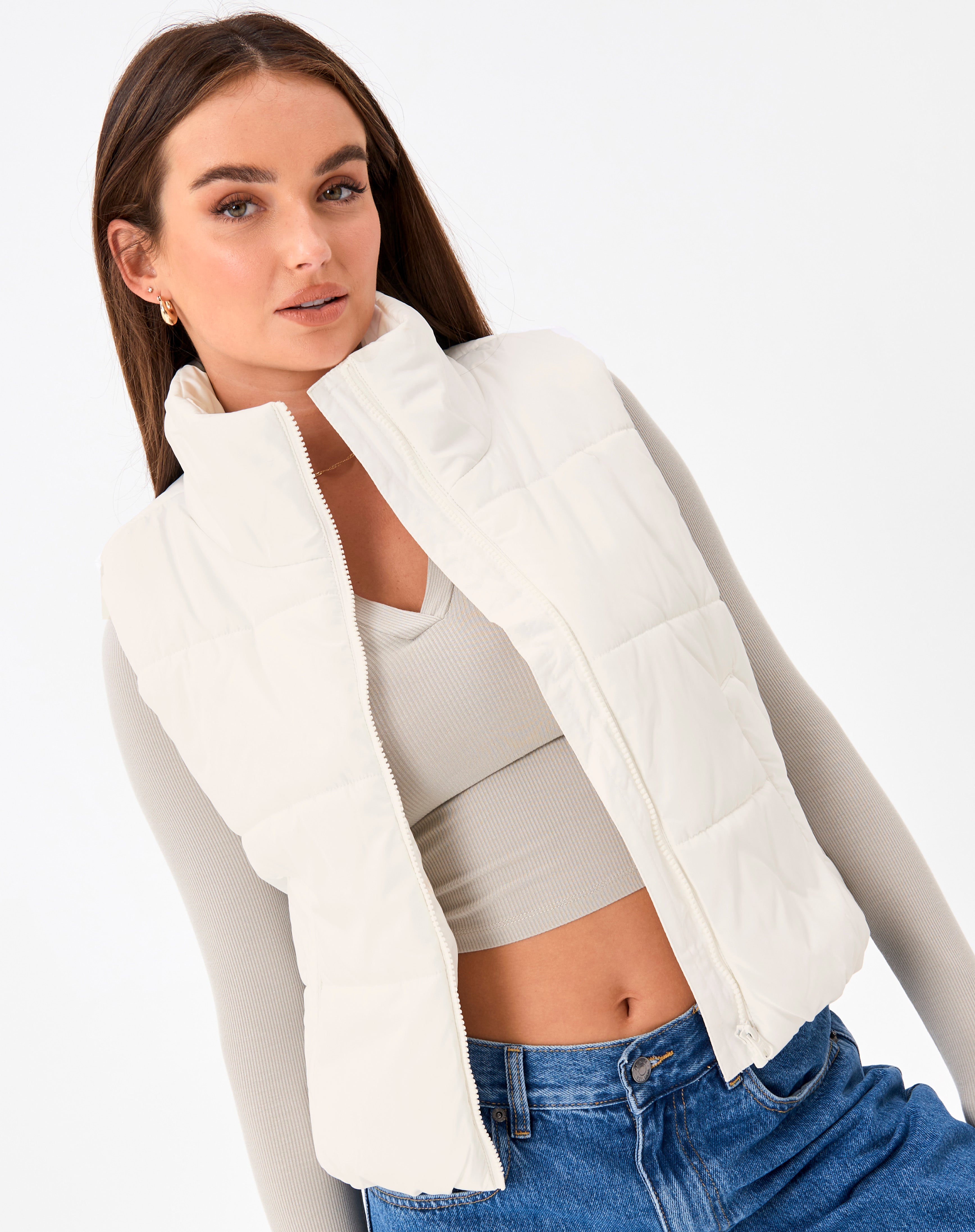 Recycled Cropped Puffer Vest in Beige 