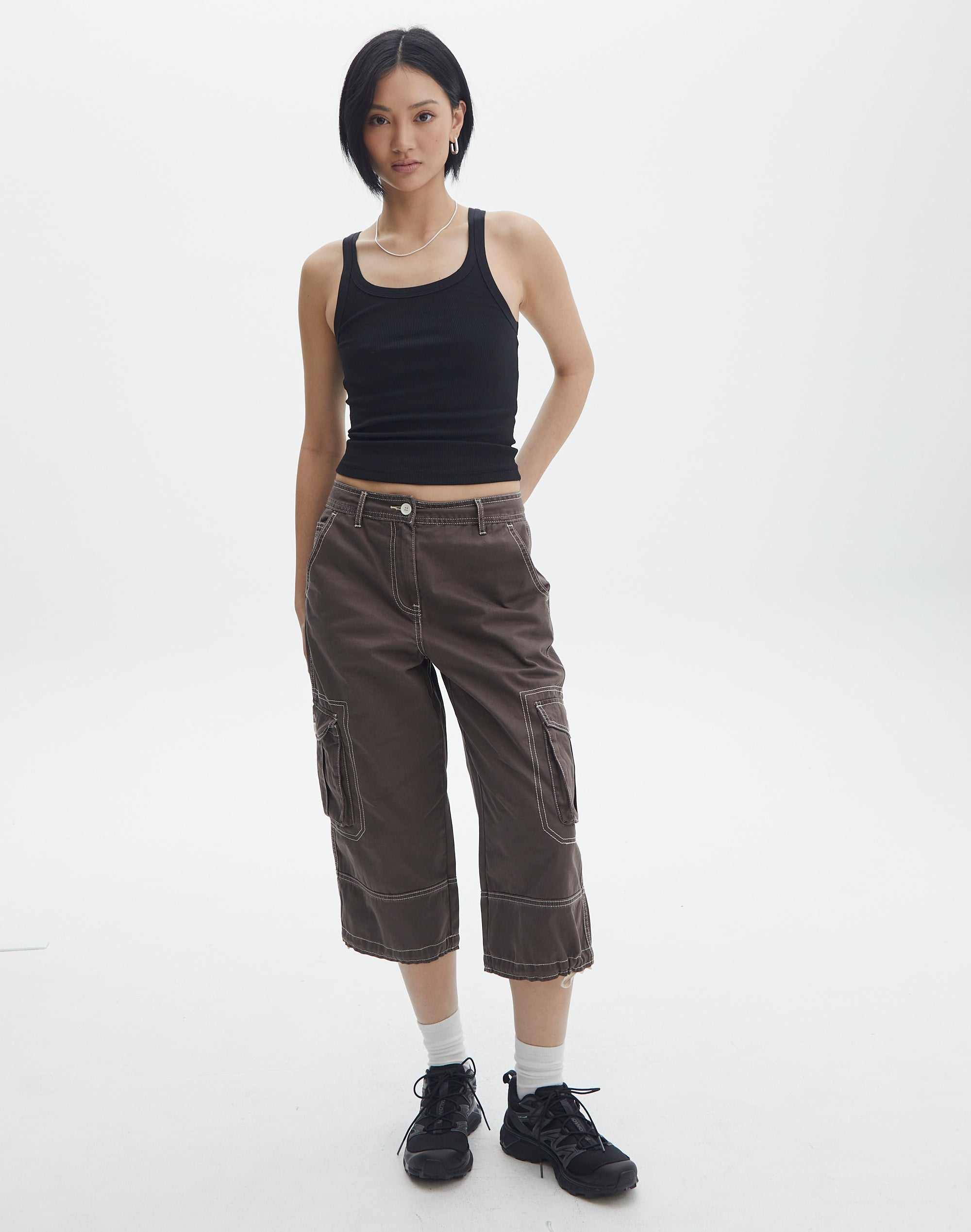 https://www.glassons.com/content/products/rebecca-34-cargo-pant-irish-coffee-front-pw123167cot.jpg
