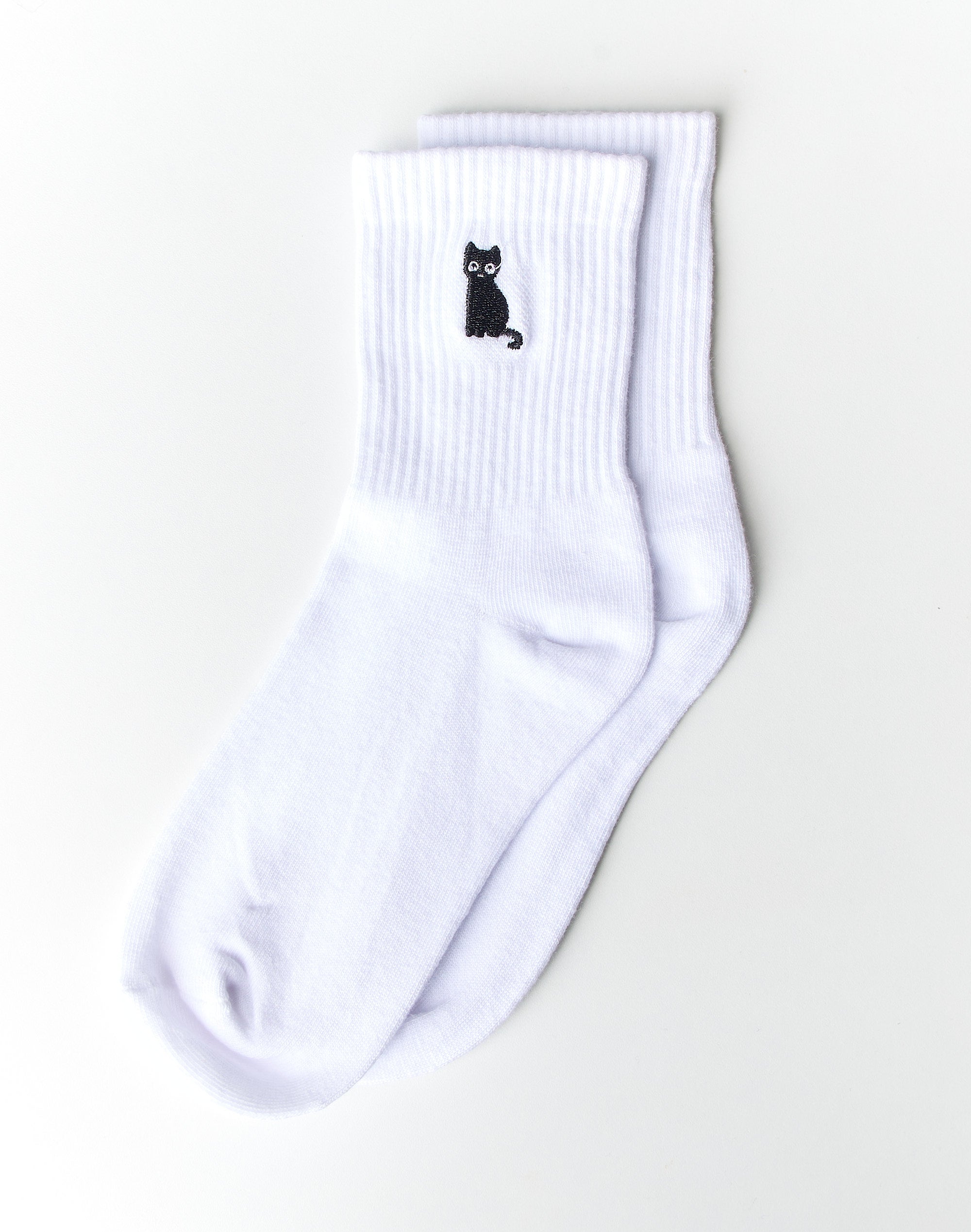 Embroidered Ankle Sock in Black Cat X White Glassons