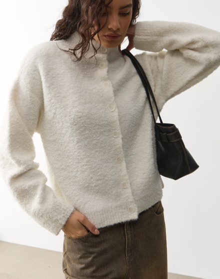 COSY BUTTON UP KNIT CARDIGAN