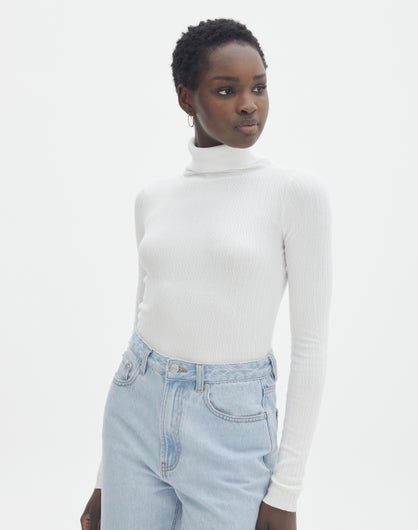 Ribbed Turtleneck Top in White | Glassons