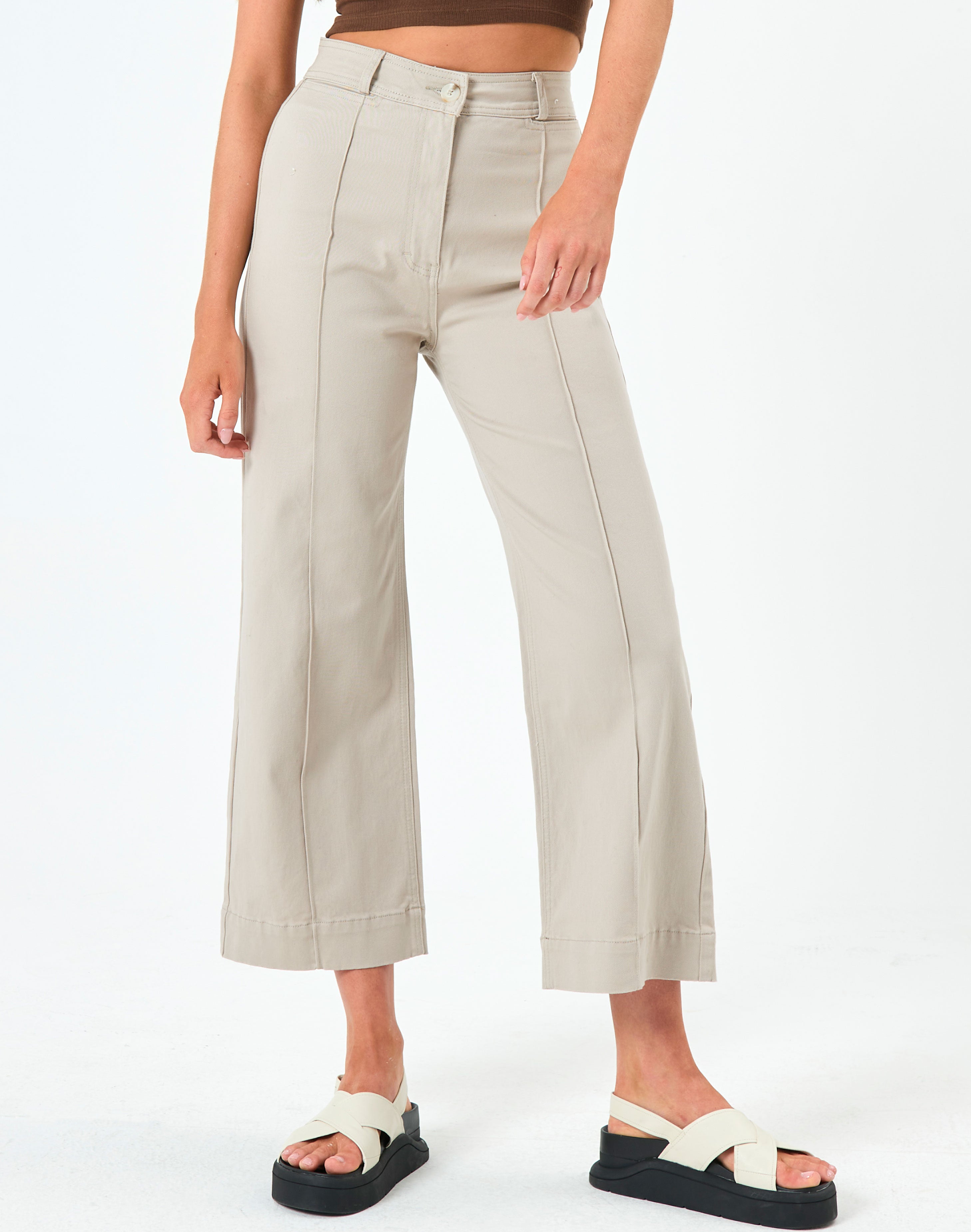 Pintuck Wide Leg Pant in Nude | Glassons